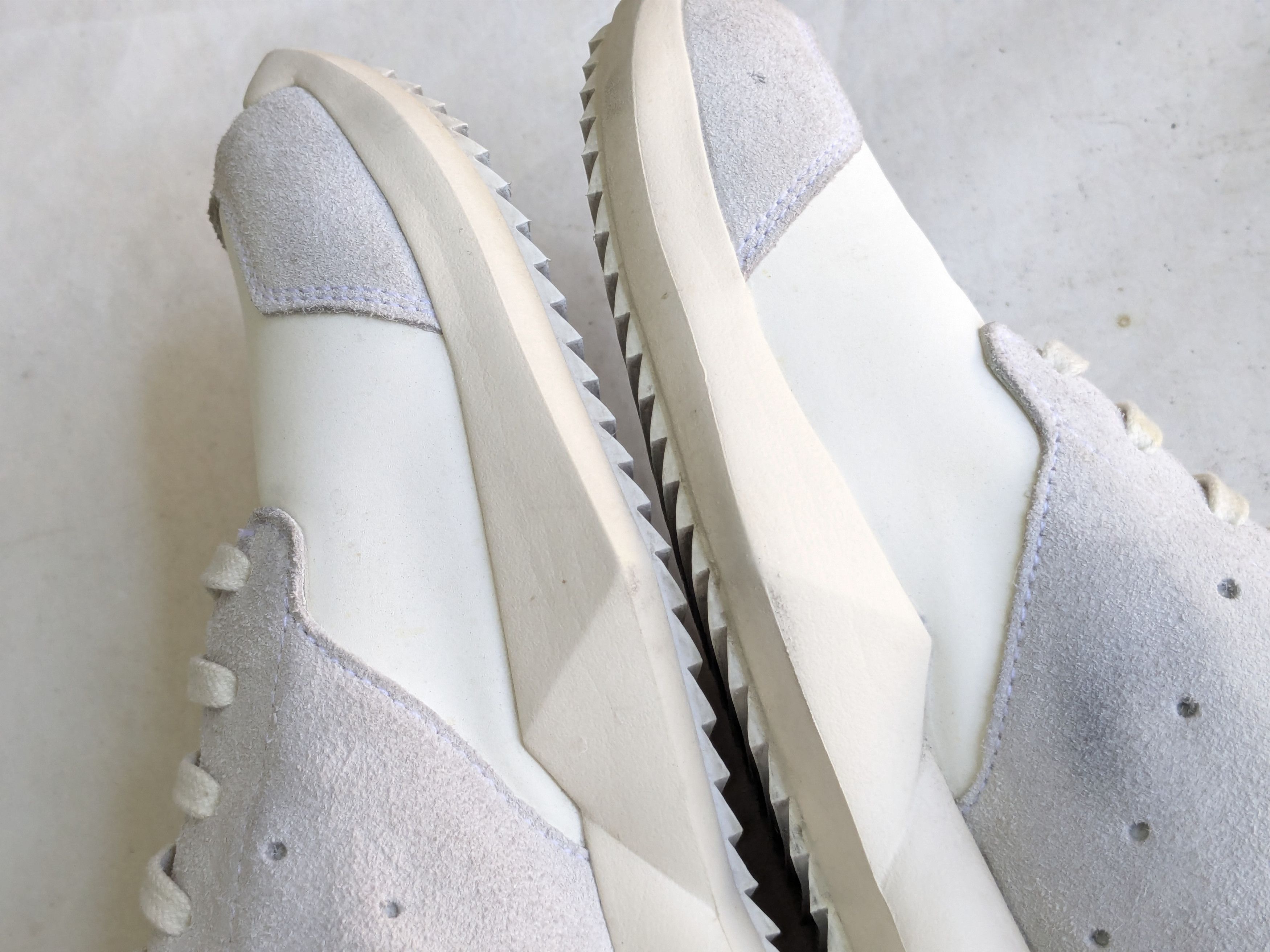 Adidas × Rick Owens Adidas x Rick Owens Tech Runner White Gray 11 B35085 Size US 11 / EU 44 - 8 Thumbnail