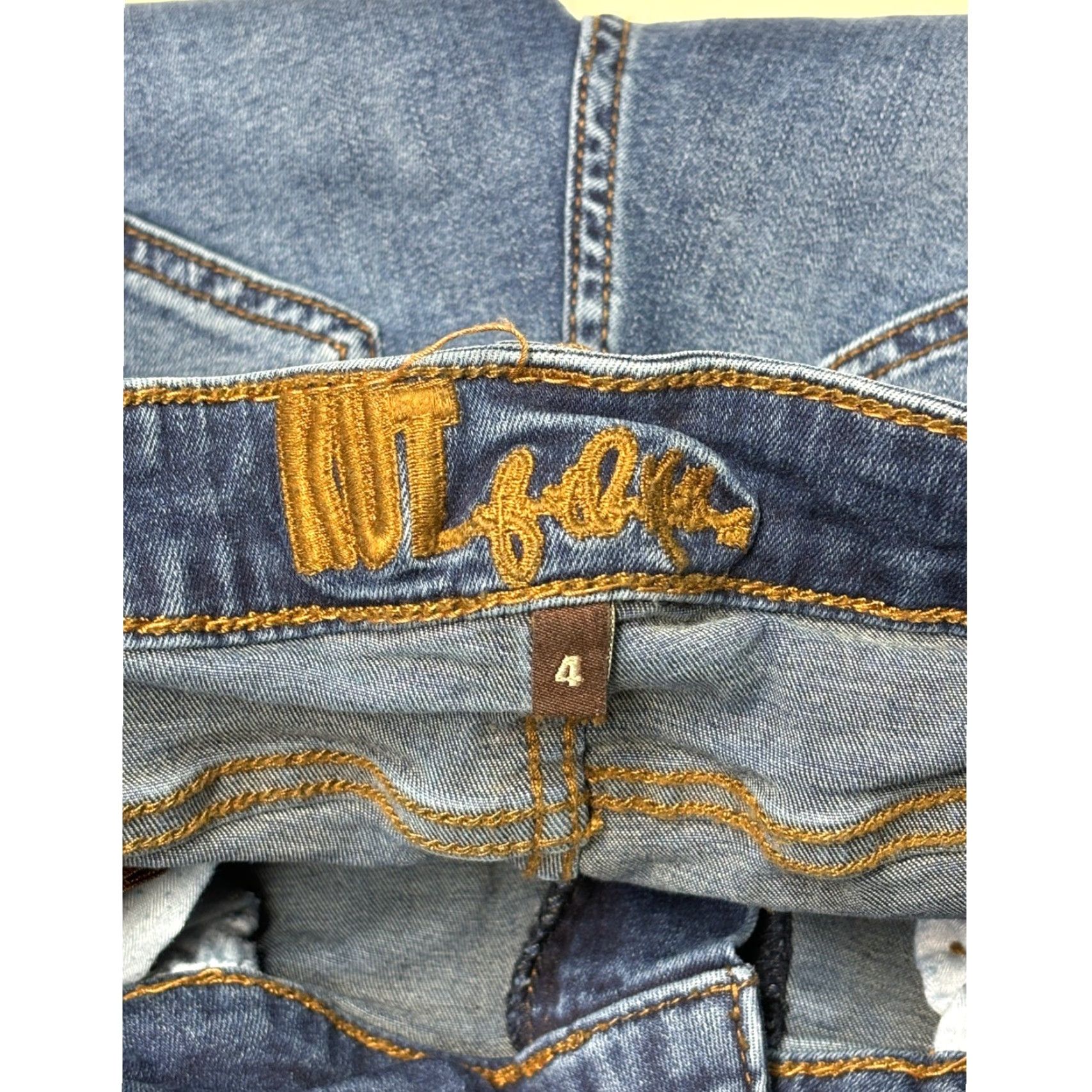 Vintage KUT From The Kloth Jeans Skinny Womens 26x29 Blue Medium Wash Stretch Denim Zip Button Pockets Distressed Size 26" / US 2 / IT 38 - 5 Thumbnail