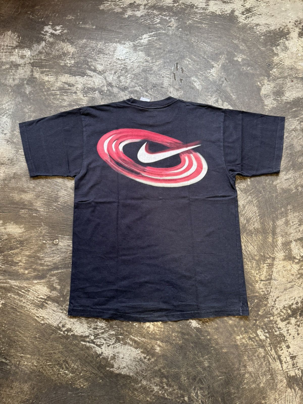 Nike VINTAGE 90’S NIKE BULL EYES Size US M / EU 48-50 / 2 - 1 Thumbnail