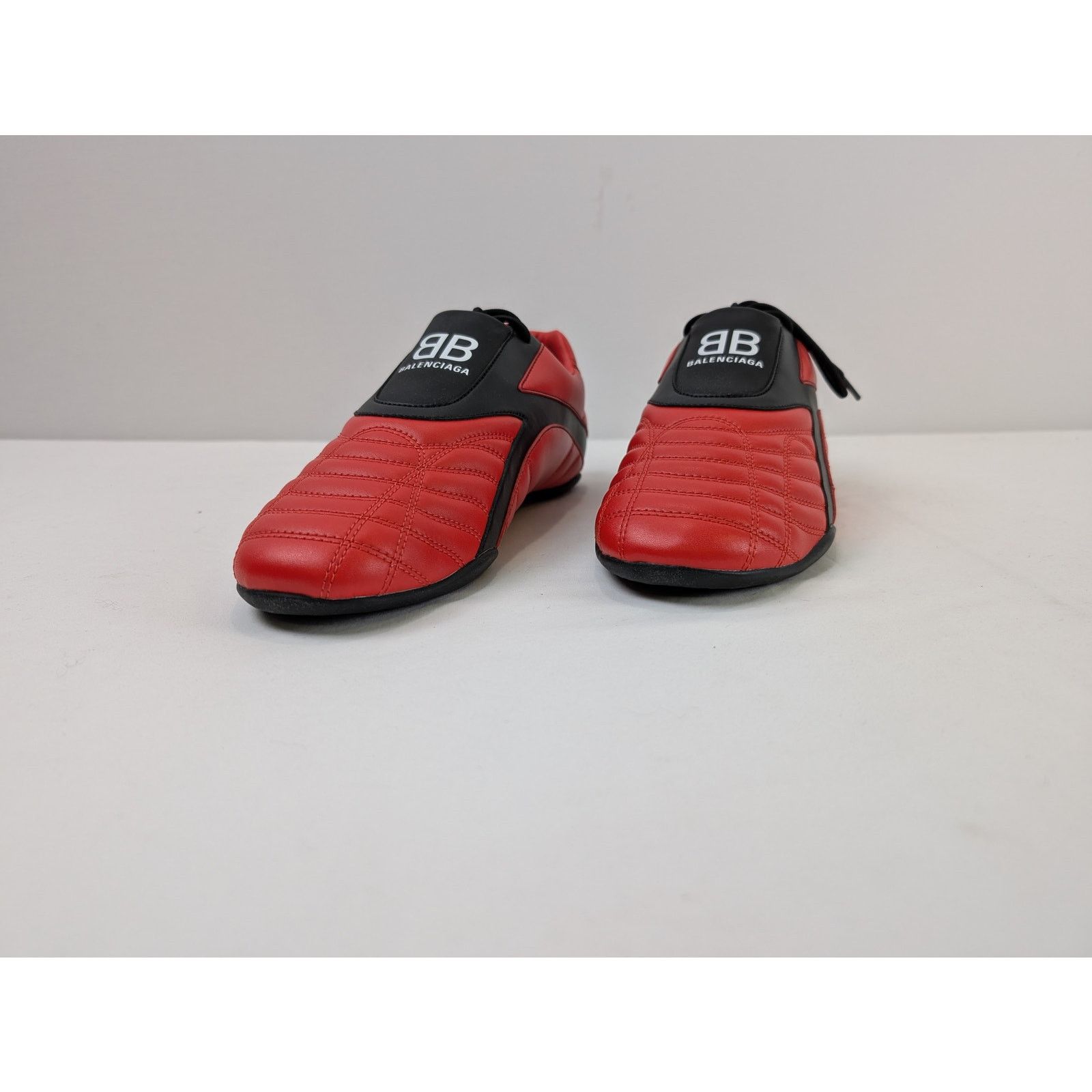 Balenciaga o1rshd1 Matt Leather Free Material Zen Sneaker in Red/Black Size US 9 / EU 42 - 9 Thumbnail