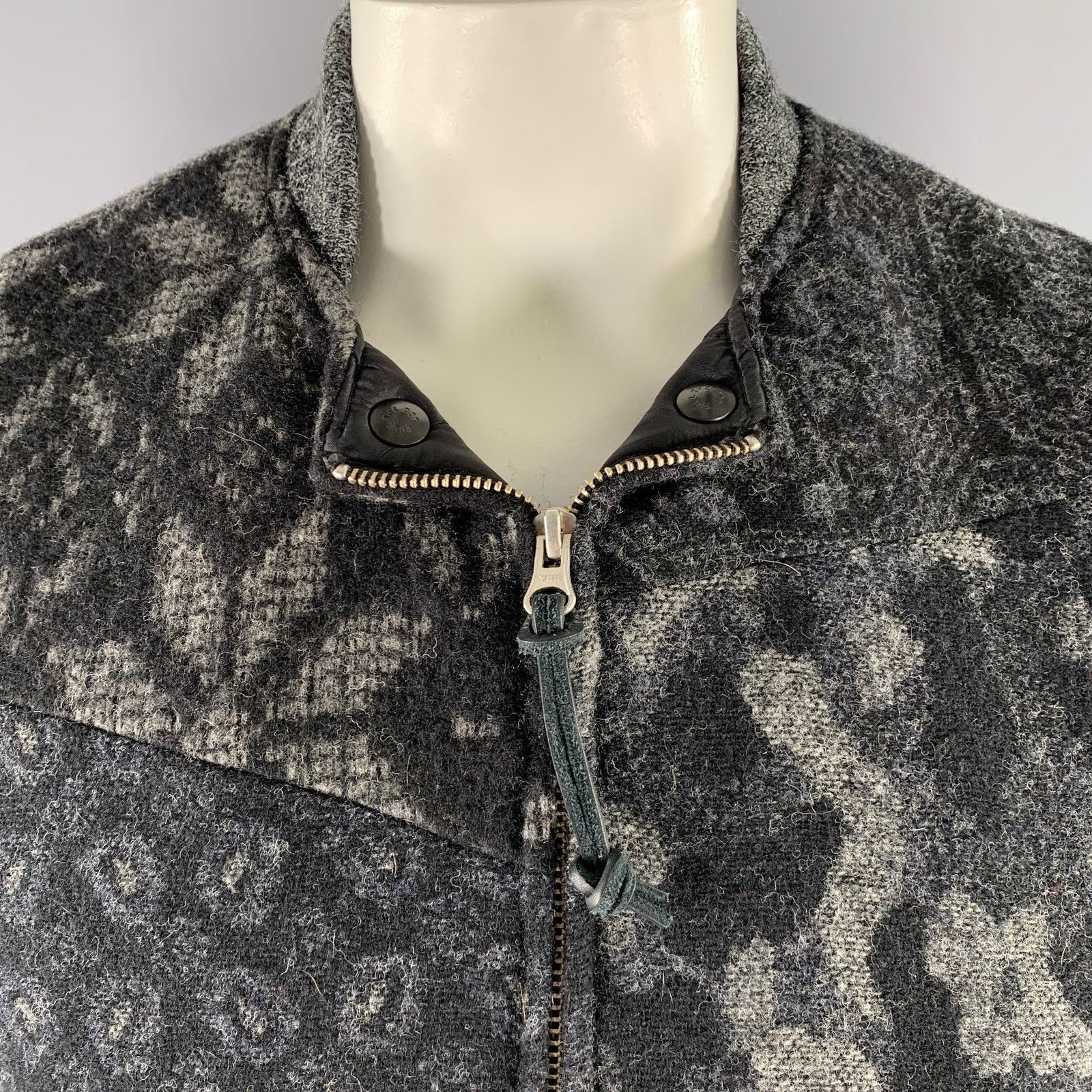 Monitaly MONITALY Size 44 Black Grey Mixed Patterns Padded Vest Size US S / EU 44-46 / 1 - 2 Thumbnail