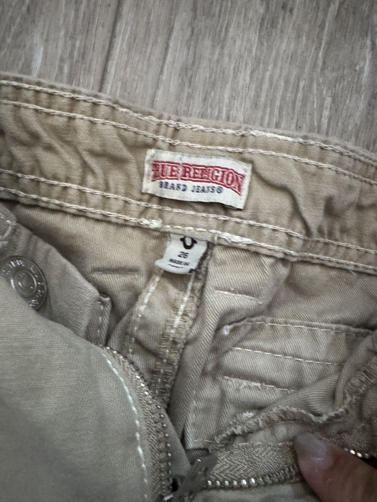 True Religion × Vintage TRUE RELIGION KHAKI CARGOS SZ 26 Size 26" / US 2 / IT 38 - 3 Thumbnail