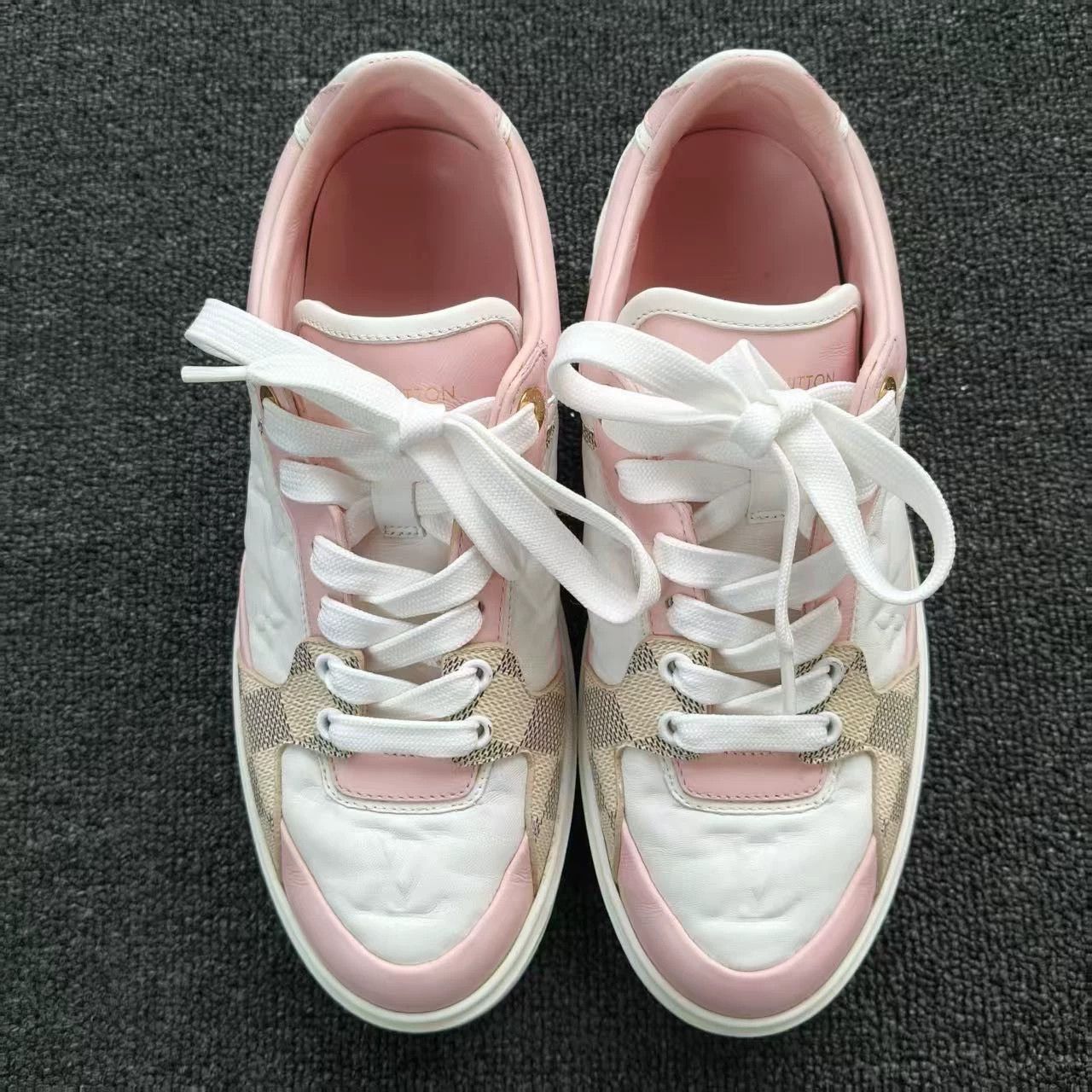 Louis Vuitton 95 New LV Pink & White Sneakers 37.5 Size US 7 / IT 37 - 2 Thumbnail
