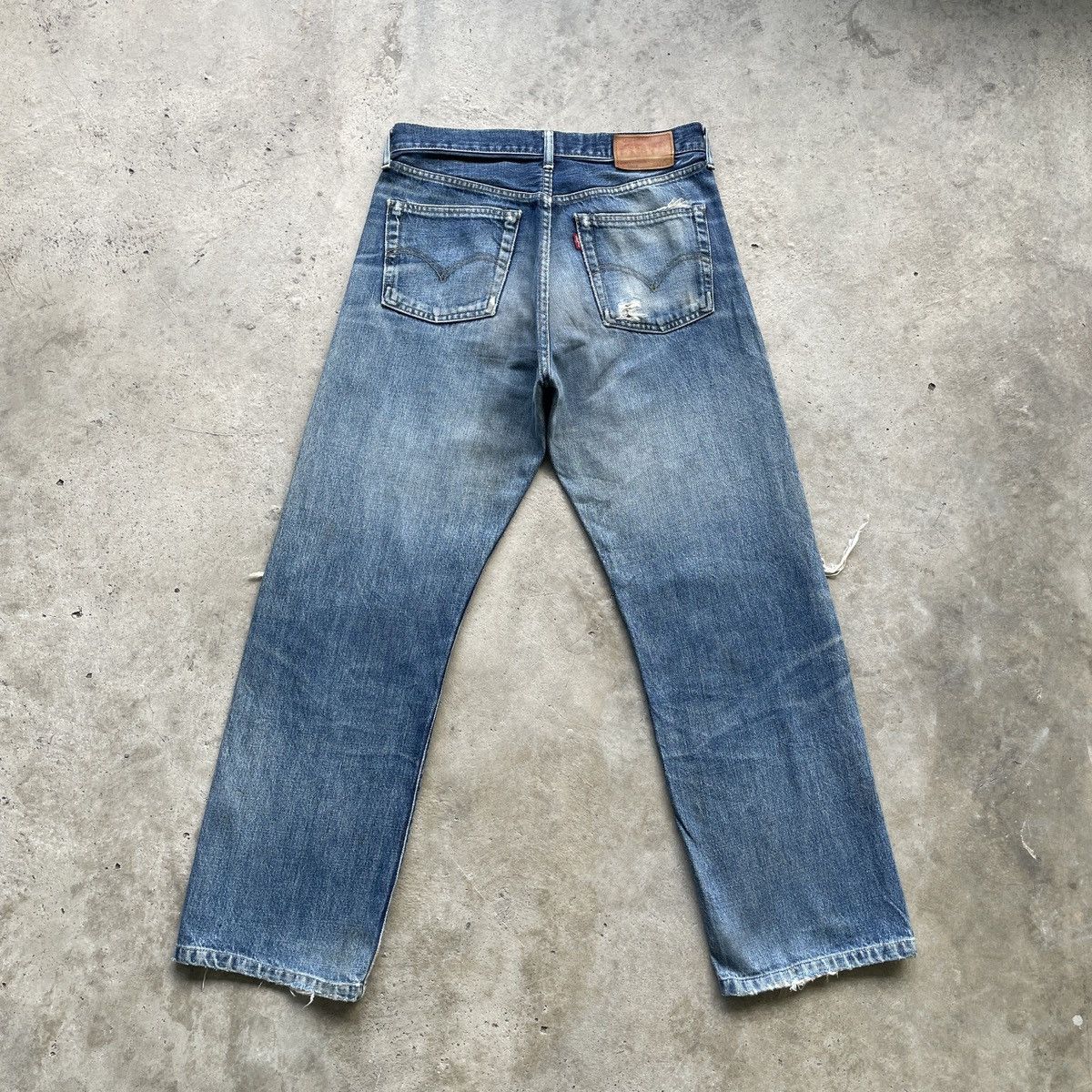 Levi's Vintage Levi’s 503 Big E Ripped Jeans Selvedge Denim Pants Size US 31 - 15 Thumbnail