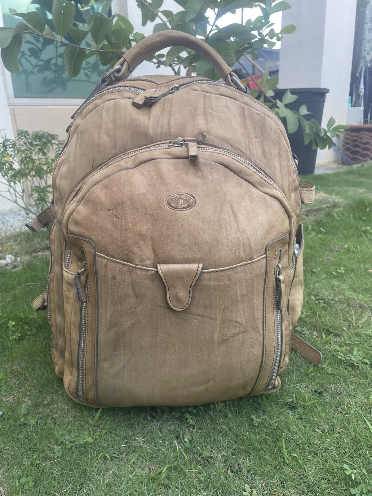 Leather Authentic Italian designer Leather Backpack Size ONE SIZE - 12 Thumbnail