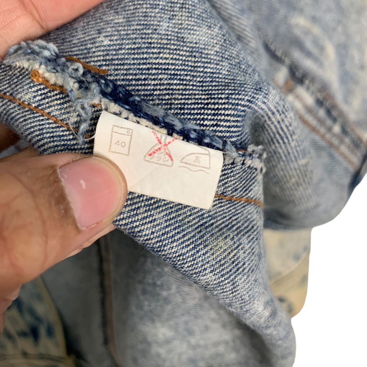 Vintage 90's MECHLIN Stone Wash Trucker Denim Jacket #2498-C112 Size US M / EU 48-50 / 2 - 17 Thumbnail
