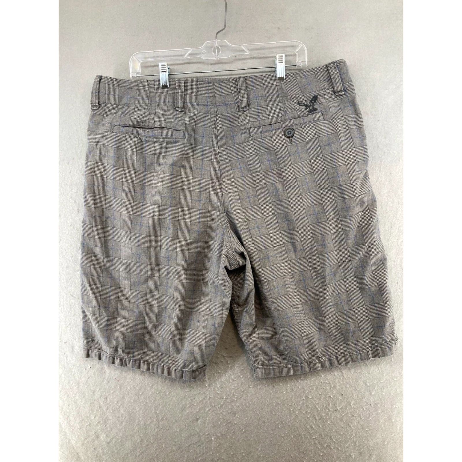 Vintage Vintage American Eagle Men's Shorts 38 Gray Bermuda Casual Travel Workwear Plaid Classic Size US 38 / EU 54 - 6 Thumbnail