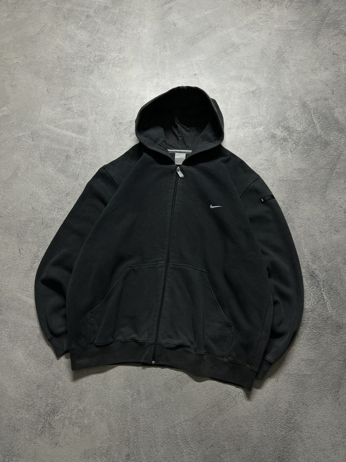 Vintage Vintage Y2K Faded Nike Mini Swoosh Oversized Hoodie 00’s Size US L / EU 52-54 / 3 - 2 Thumbnail