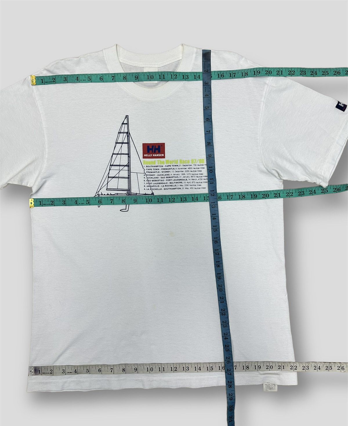 Helly Hansen Vintage Helly Hansen 90s Single Stitch Tshirt A224 Size US M / EU 48-50 / 2 - 3 Thumbnail
