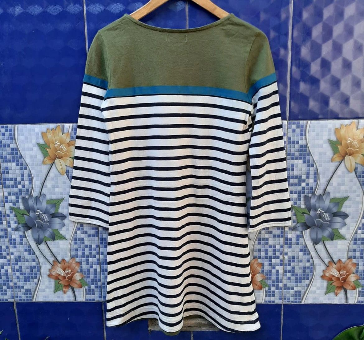 Burberry 2000s Burberry Blue Label Striped Midi Dress y2k Size US S / EU 44-46 / 1 - 2 Thumbnail