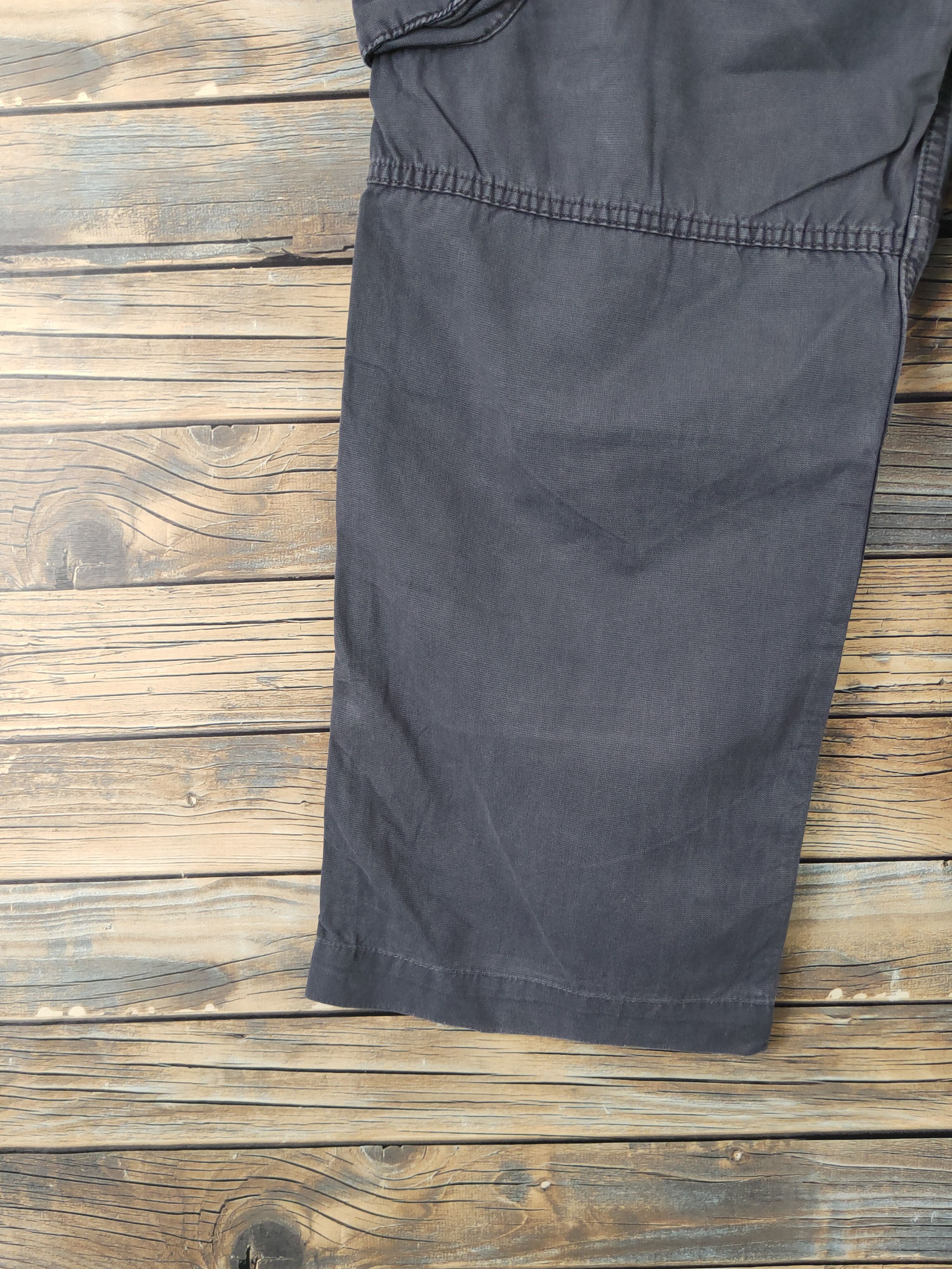 Japanese Brand DL Uniqlo Dark Gray Multipocket Cargo Pants #2108 Size US 30 / EU 46 - 9 Thumbnail