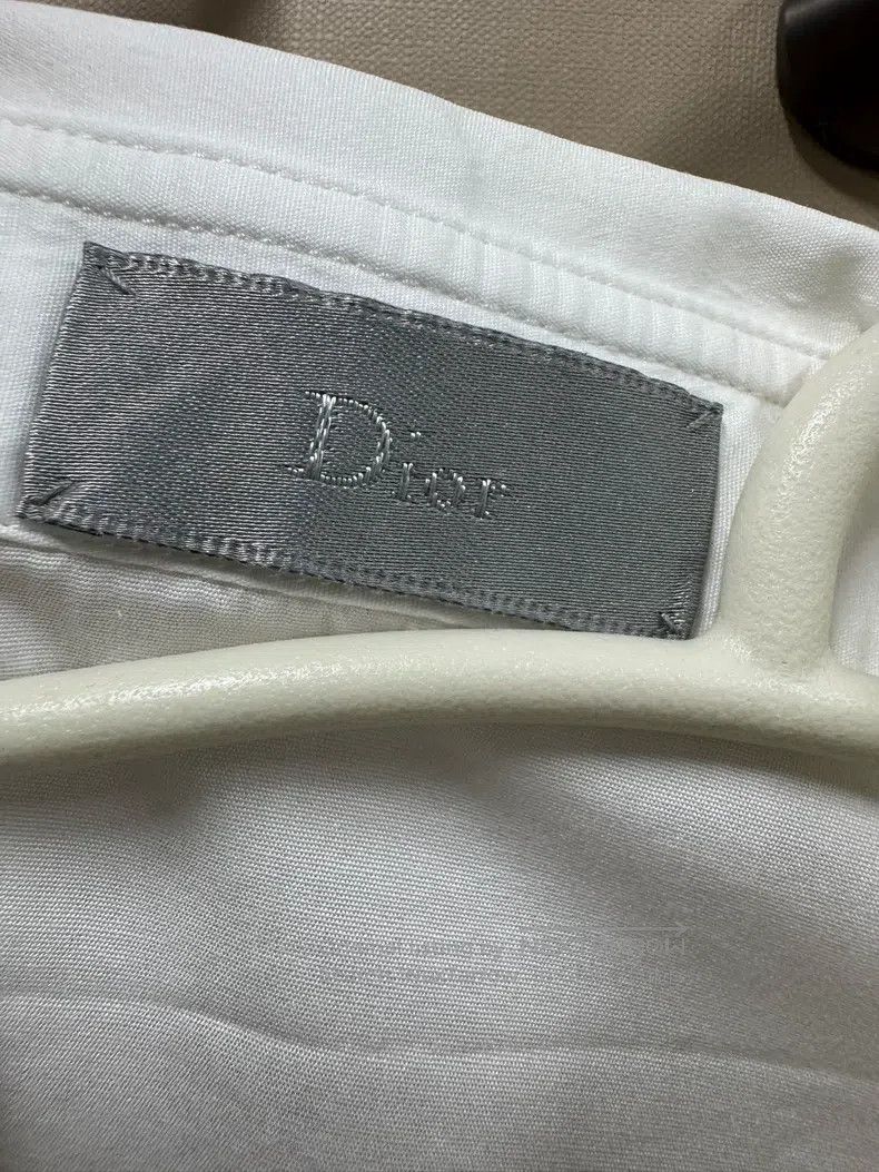 Dior Dior Size38 White long-sleeved shirt with metal buttons Size US XXS / EU 40 - 3 Thumbnail