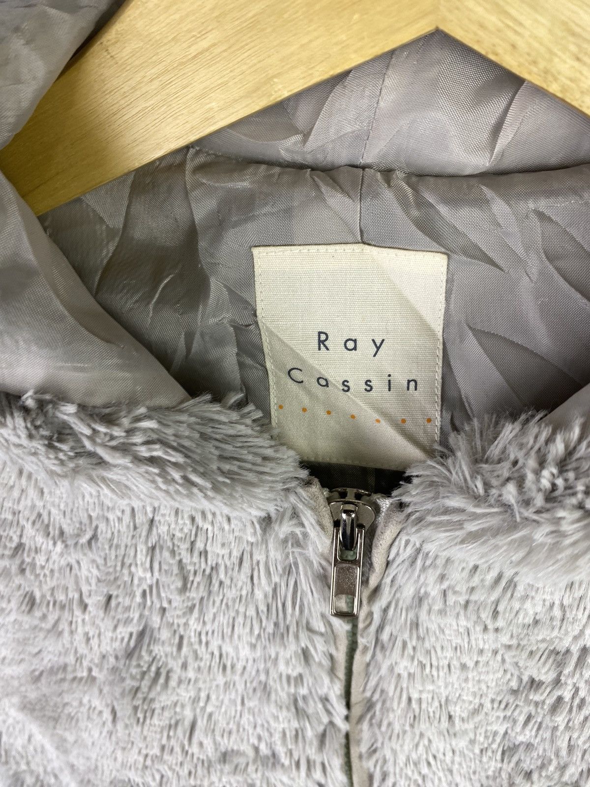 If Six Was Nine × Japanese Brand × Le Grande Bleu (L.G.B.) ray cassin Faux Fur Hoodie Size US S / EU 44-46 / 1 - 5 Thumbnail