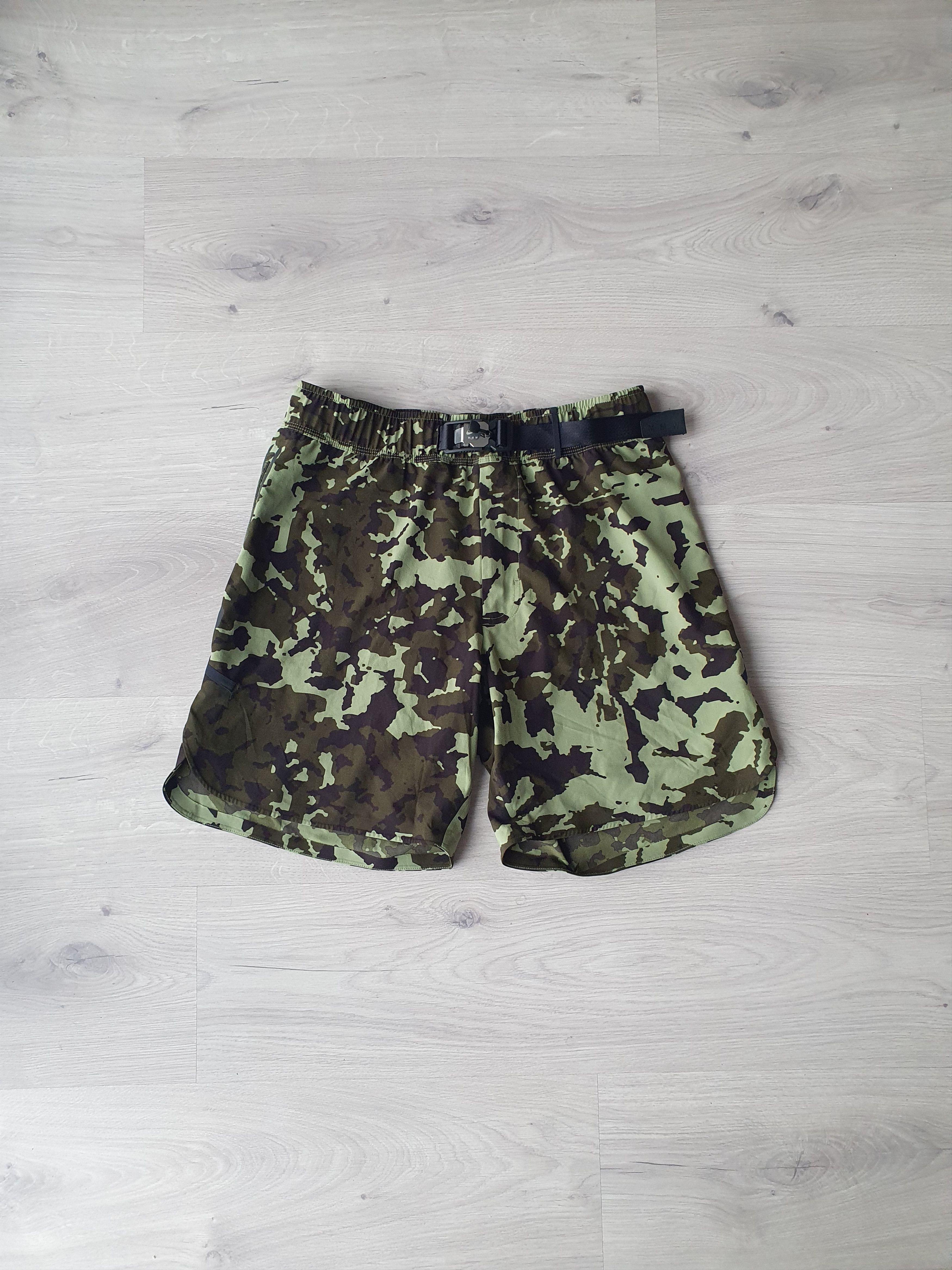 1017 ALYX 9SM Alyx MMW x Nike Camo short Size US 32 / EU 48 - 1 Thumbnail
