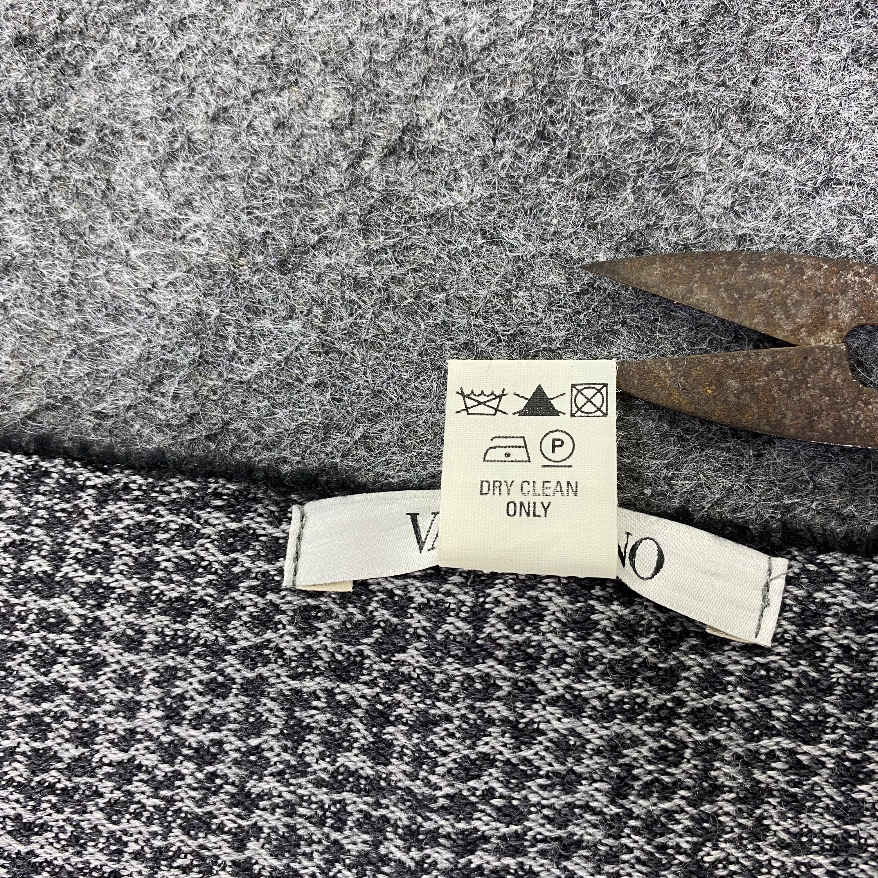 Valentino Valentino Wool Scarf / Muffler / Neckwear T1318 Size ONE SIZE - 6 Thumbnail
