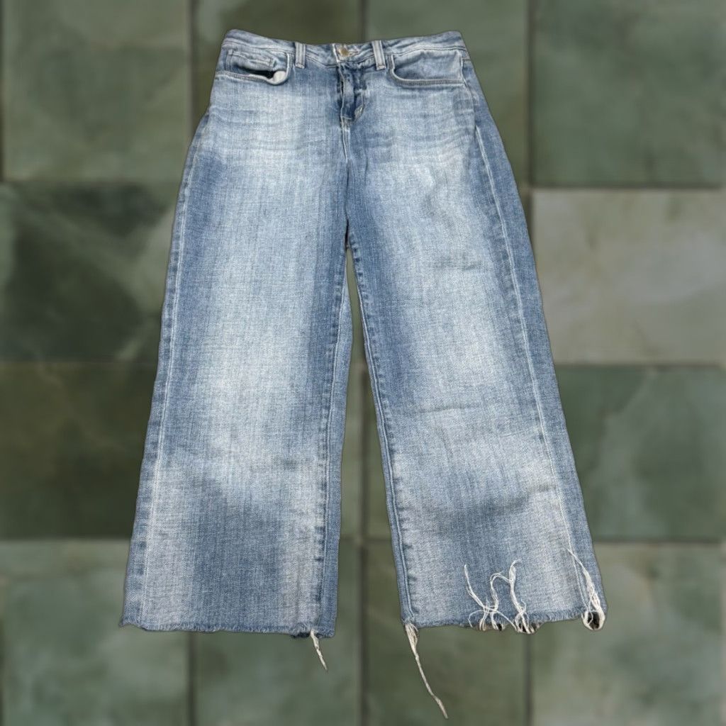 L'AGENCE L'AGENCE Wanda Wide Leg High Rise Cropped Jeans Light Wash Raw Hem Size 25 Womens Size 42" / US 20 - 1 Thumbnail