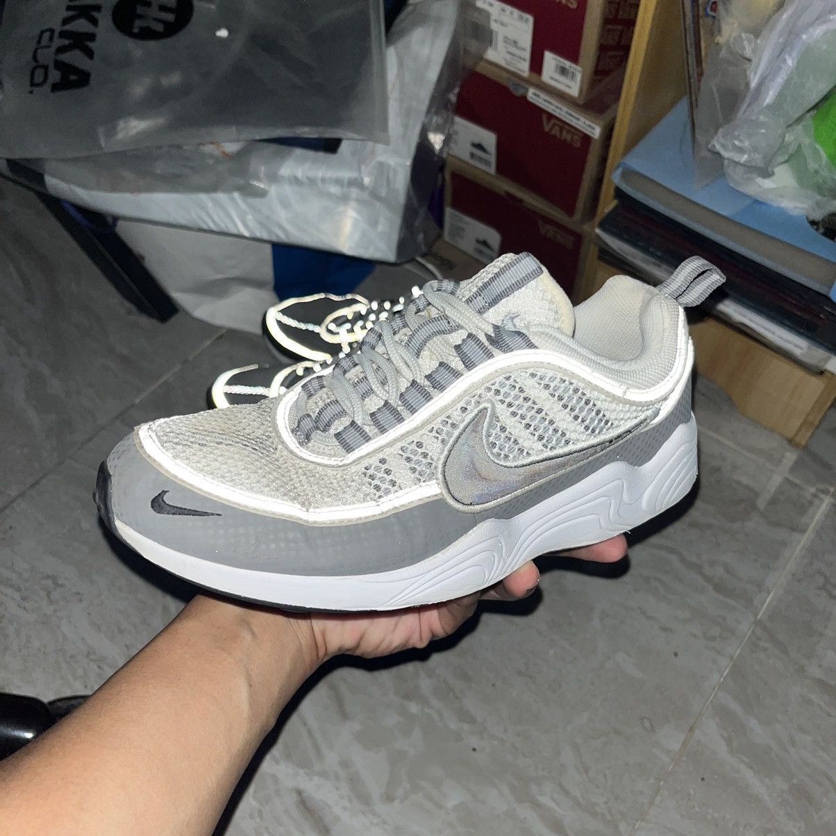 Nike Nike Air Zoom Spiridon QS Light Ash Shoes Size US 6 / EU 39 - 10 Thumbnail