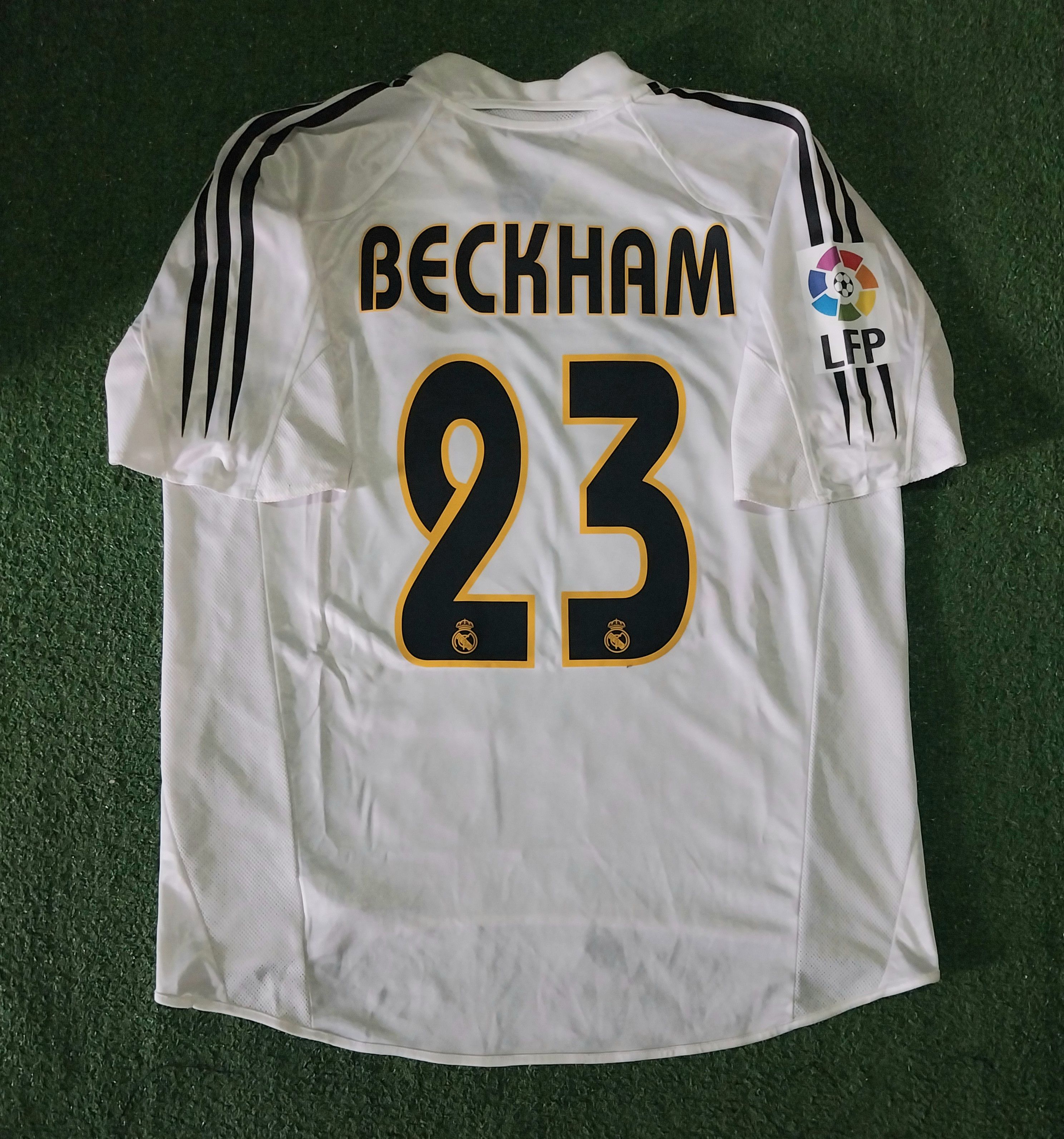 Adidas Real madrid home 2004/2005 david beckham jersey football Size US L / EU 52-54 / 3 - 2 Thumbnail