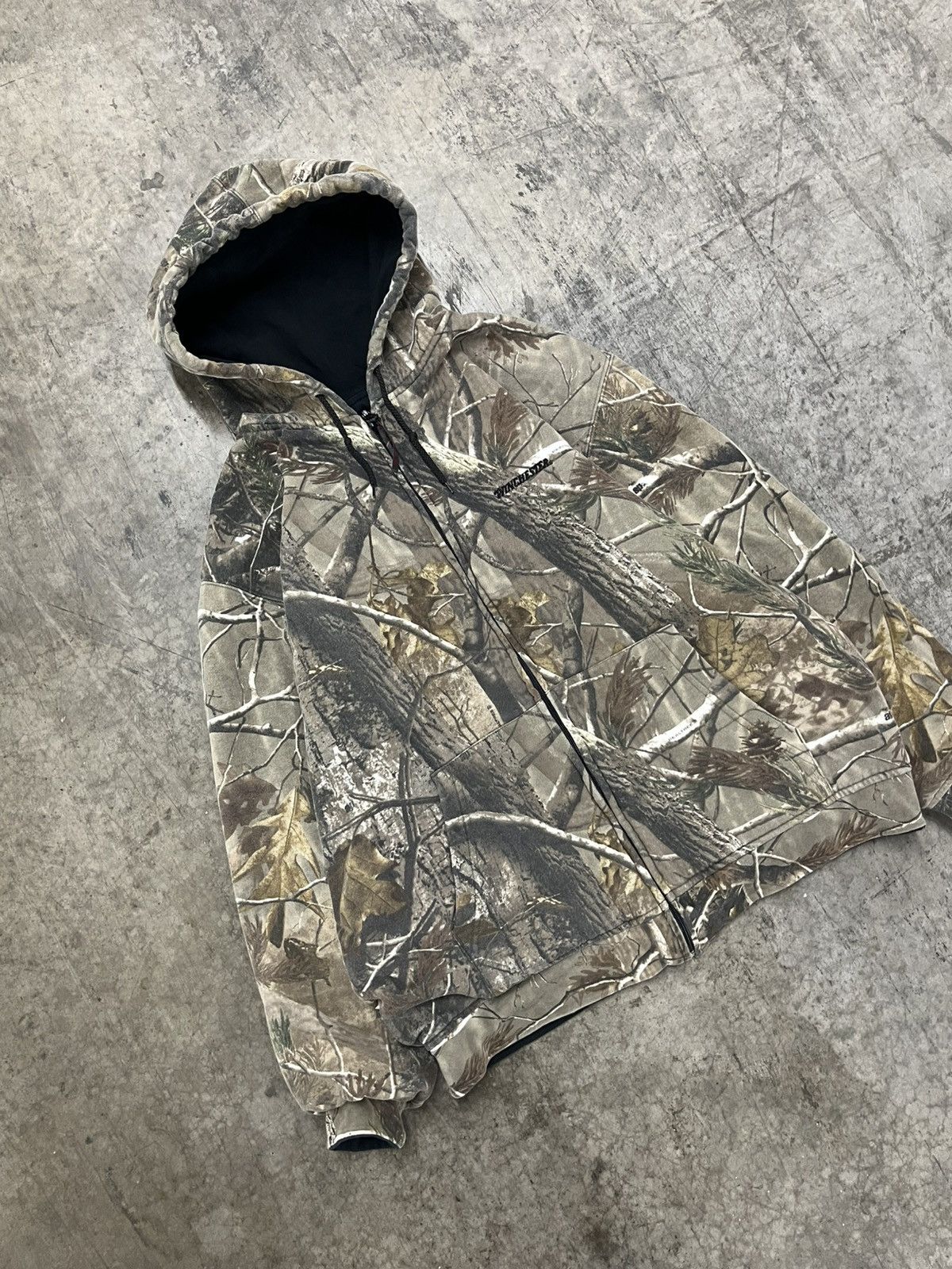 Carhartt Realtree camo vintage boxy fit heavyweight zipup streetwear Size US XL / EU 56 / 4 - 6 Thumbnail
