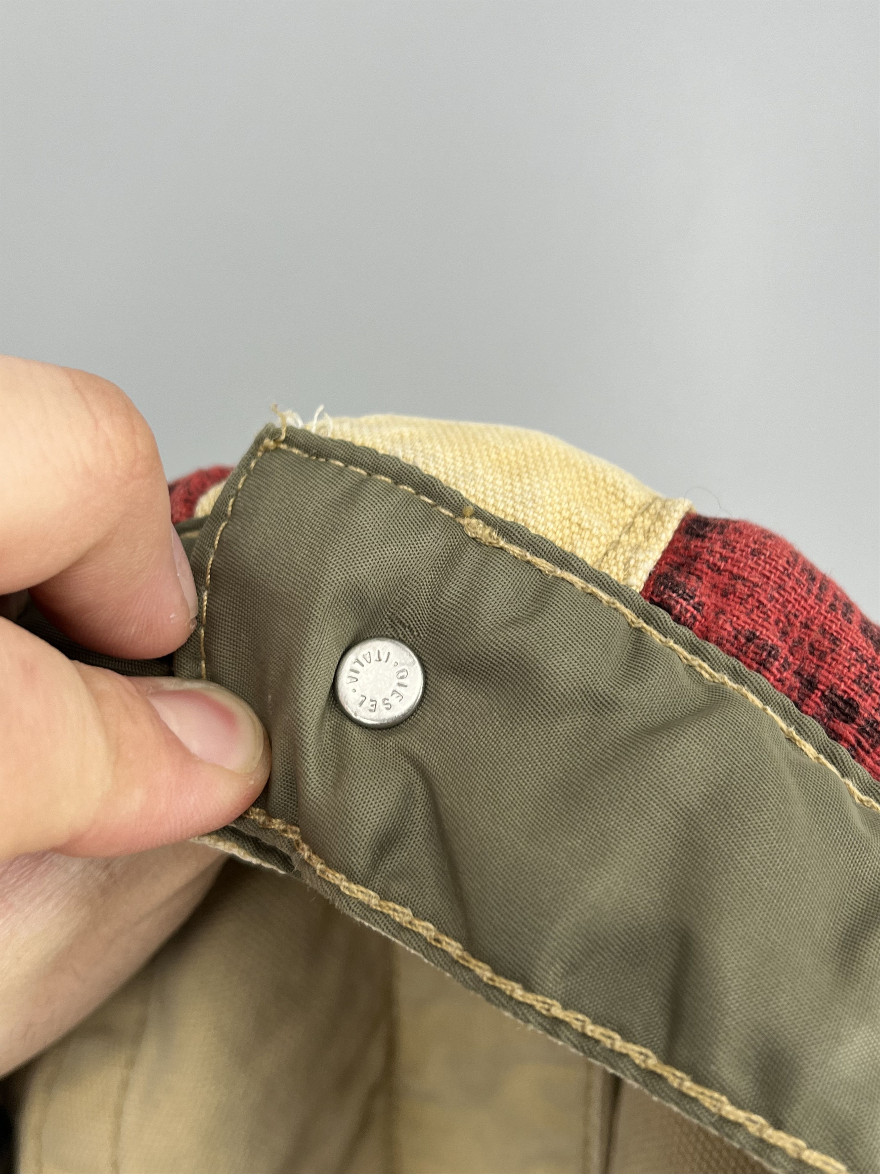 Diesel Vintage Diesel Vest Mens M Made In Italy Beige Canvas Size US M / EU 48-50 / 2 - 17 Thumbnail