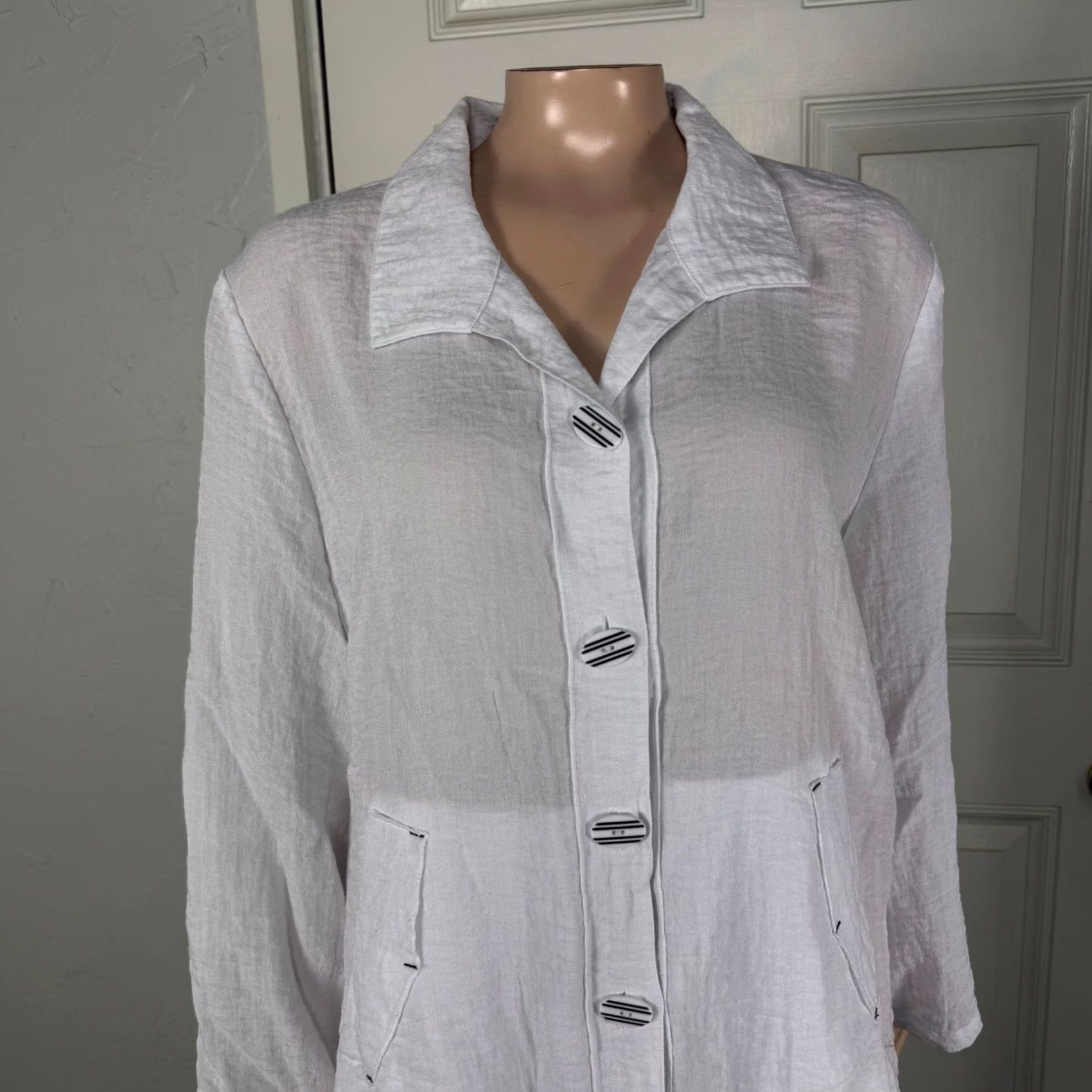 Habitat Habitat Womens Shirt Large Collared Casual Knit Rayon Nylon Blouse Size L / US 10 / IT 46 - 2 Thumbnail