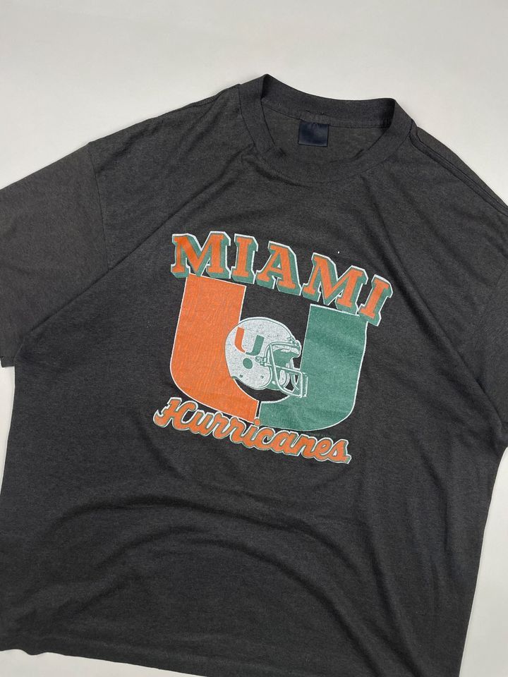 NCAA × Vintage Vintage Miami Hurricanes Football T-Shirt Size US L / EU 52-54 / 3 - 1 Thumbnail