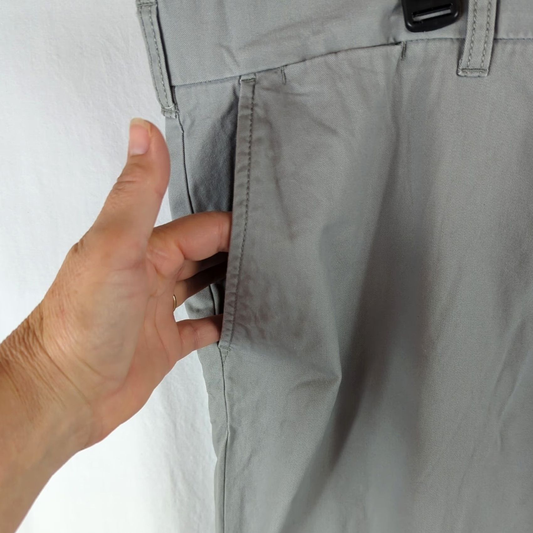 Tommy Hilfiger Tommy Hilfiger Pants Men 38x34 Gray Twill Cotton Chino Casual Straight Inseam 34 Mens Regular Flat Front Size US 38 / EU 54 - 2 Thumbnail