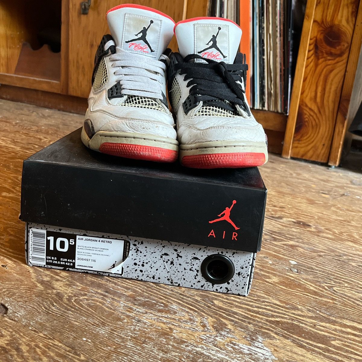 Jordan Brand Joradan 4 pale citron Size US 10.5 / EU 43-44 - 7 Thumbnail