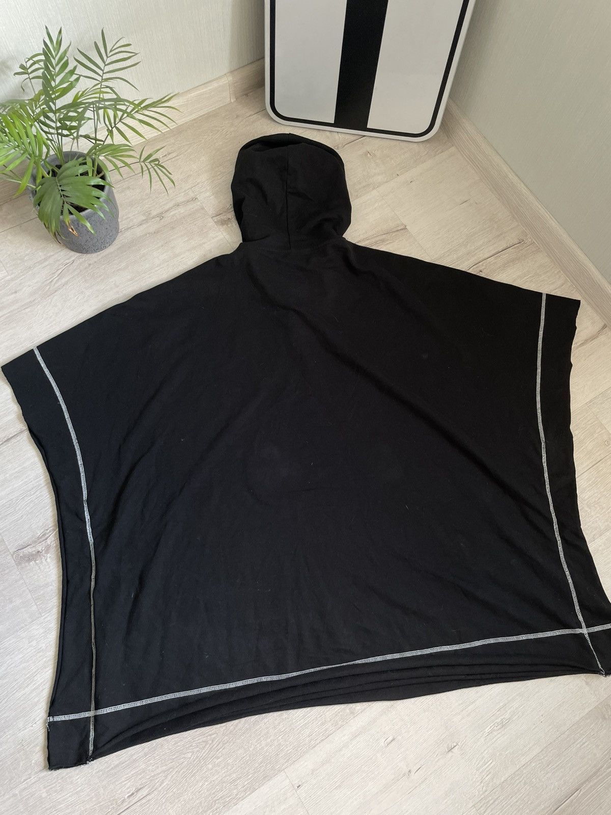 Seditionaries × Tripp NYC Killstar Grunge Poncho Oversized Hoodie Gothic Asymmetric Y2 Size US L / EU 52-54 / 3 - 12 Thumbnail