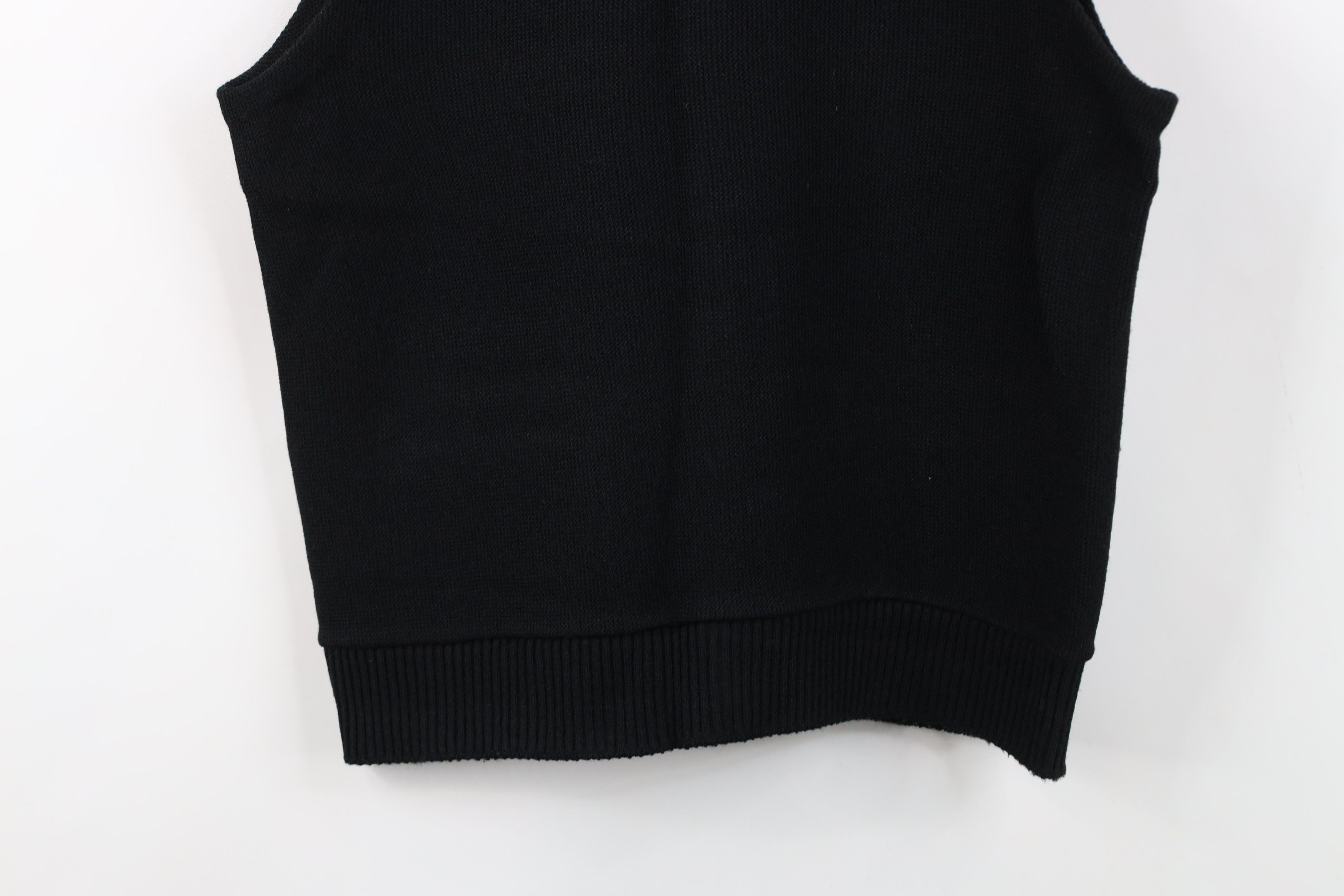 Vintage Vintage 60s 70s Streetwear Knit Sweater Vest Black USA Size US L / EU 52-54 / 3 - 9 Thumbnail