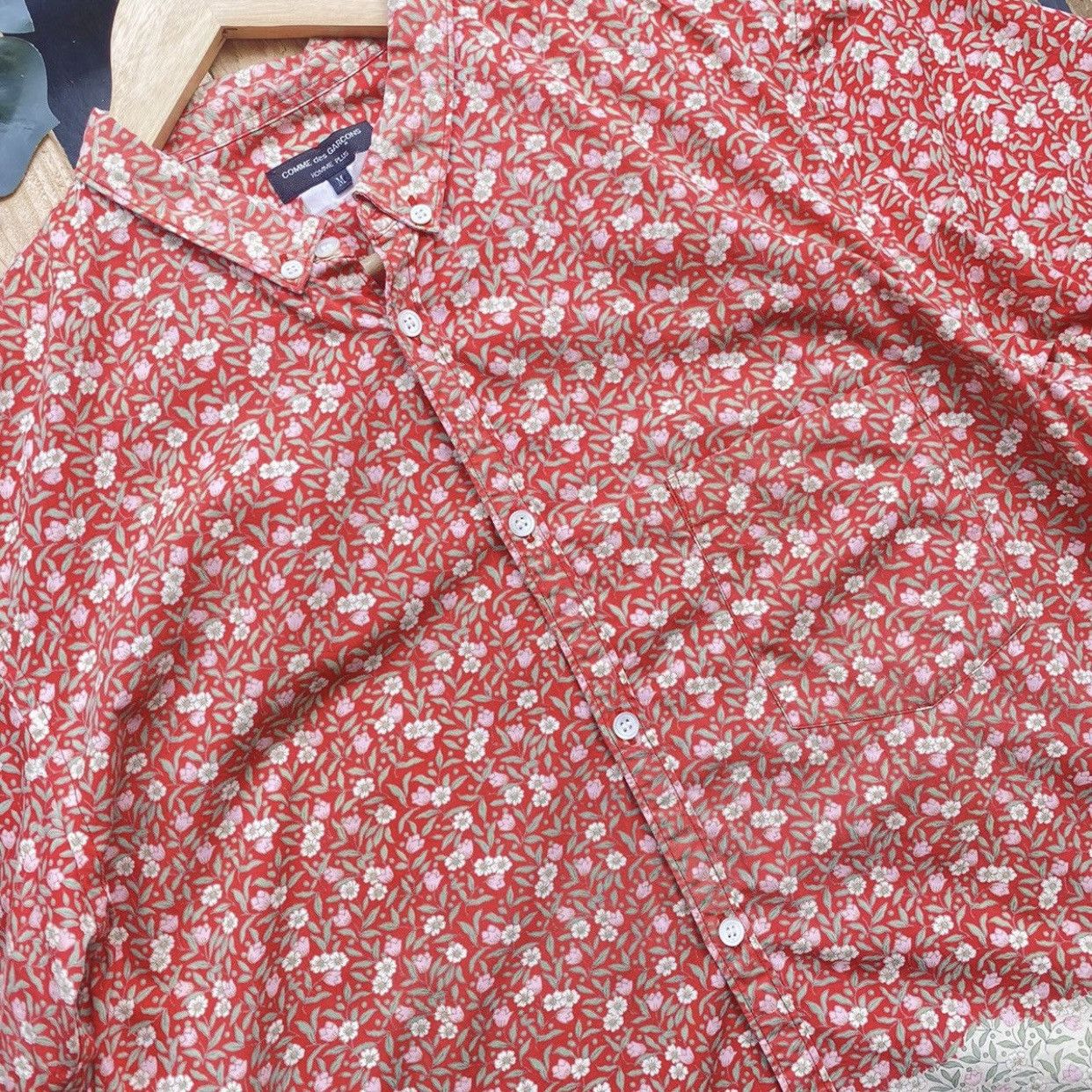 Comme des Garcons Homme 2008 Comme des Garcons Homme Plus Flower Full Print Shirts Size US L / EU 52-54 / 3 - 3 Thumbnail