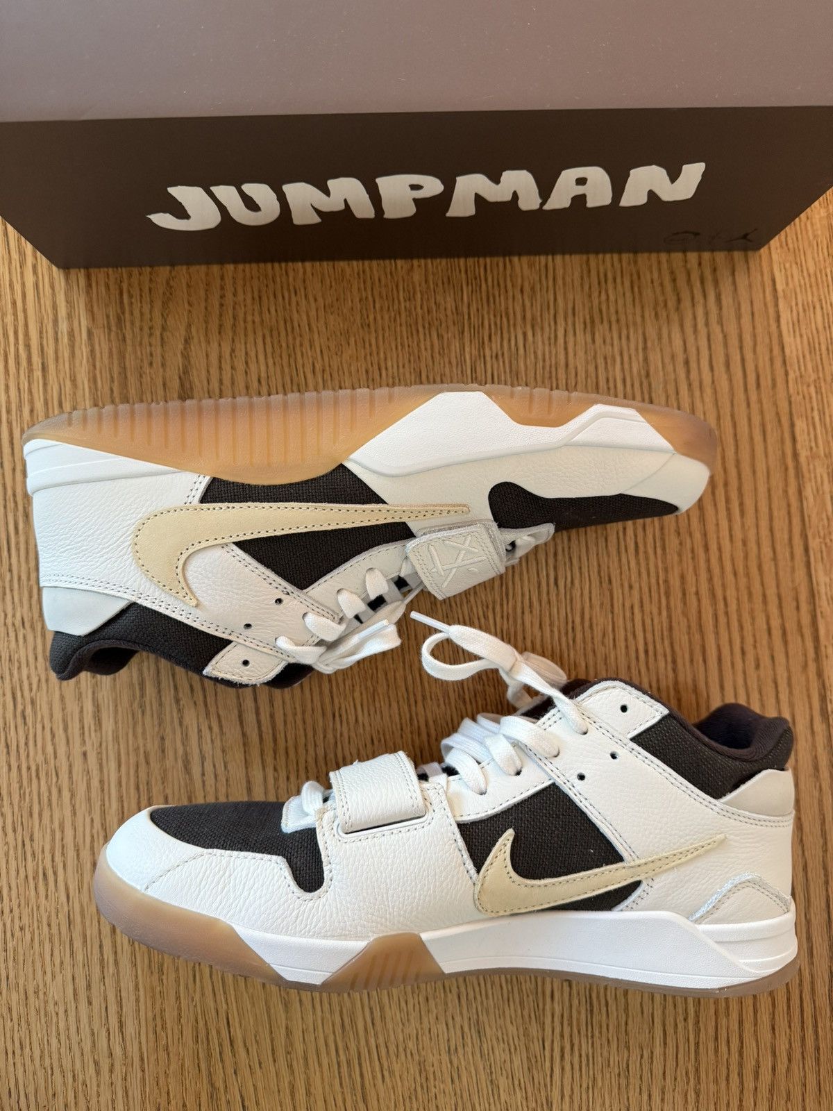 Jordan Brand × Nike × Travis Scott Jumpman Jack TR (mocha) size 13 Size US 13 / EU 46 - 3 Thumbnail