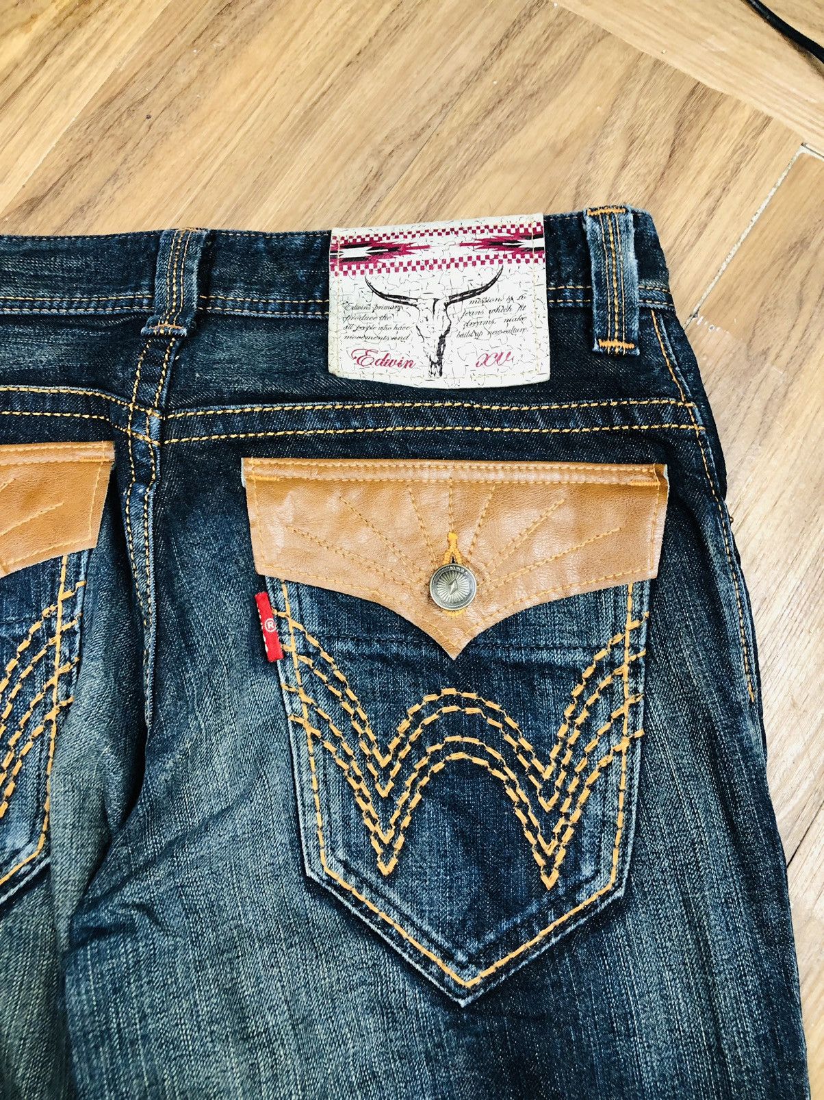 Edwin Vintage Edwin Flared Bootcut Jeans (37) Size US 30 / EU 46 - 17 Thumbnail