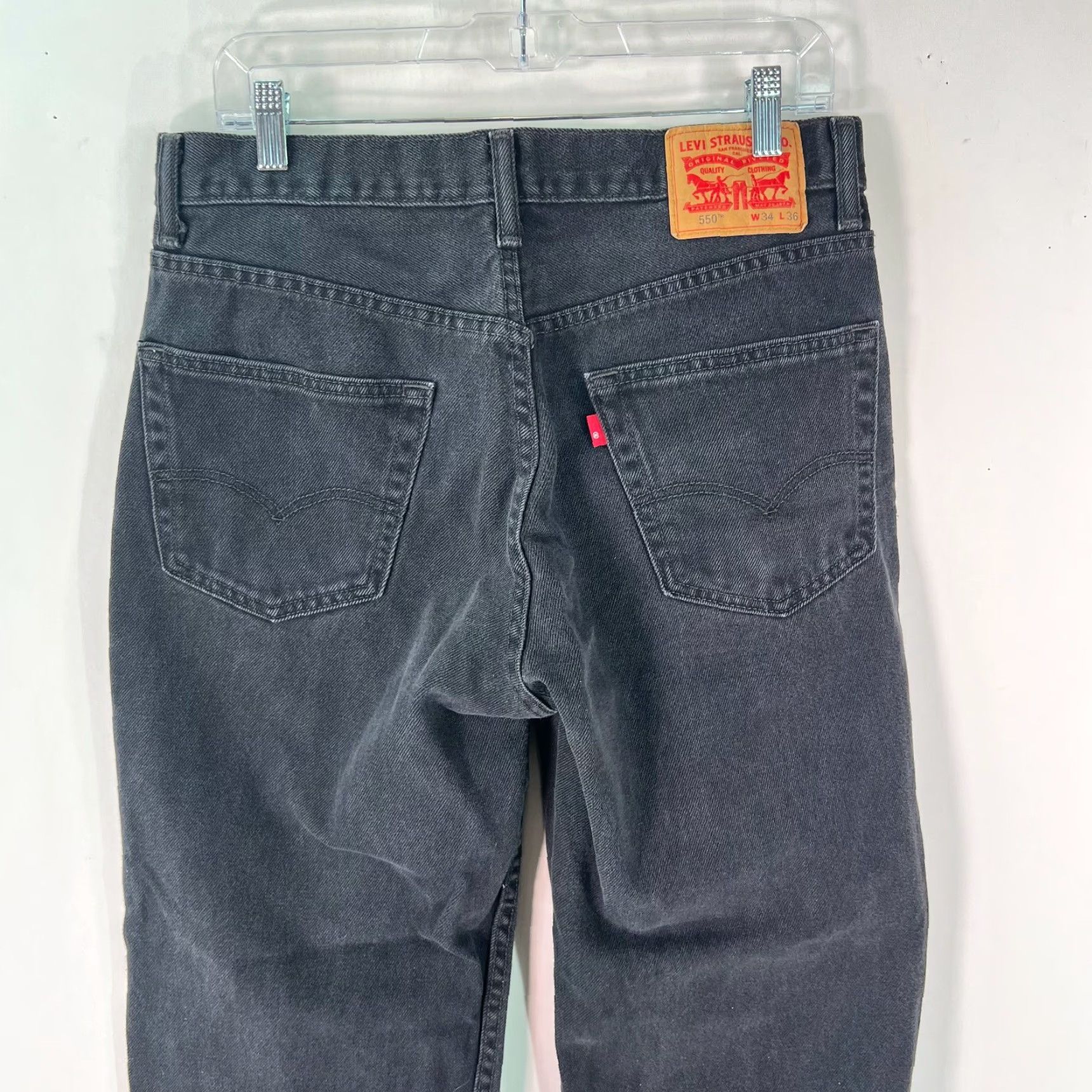 Levi's Levi's 550 Mens Flat Front Low Rise Black Denim Jeans 34X36 5-Pocket Design Size US 32 / EU 48 - 5 Thumbnail