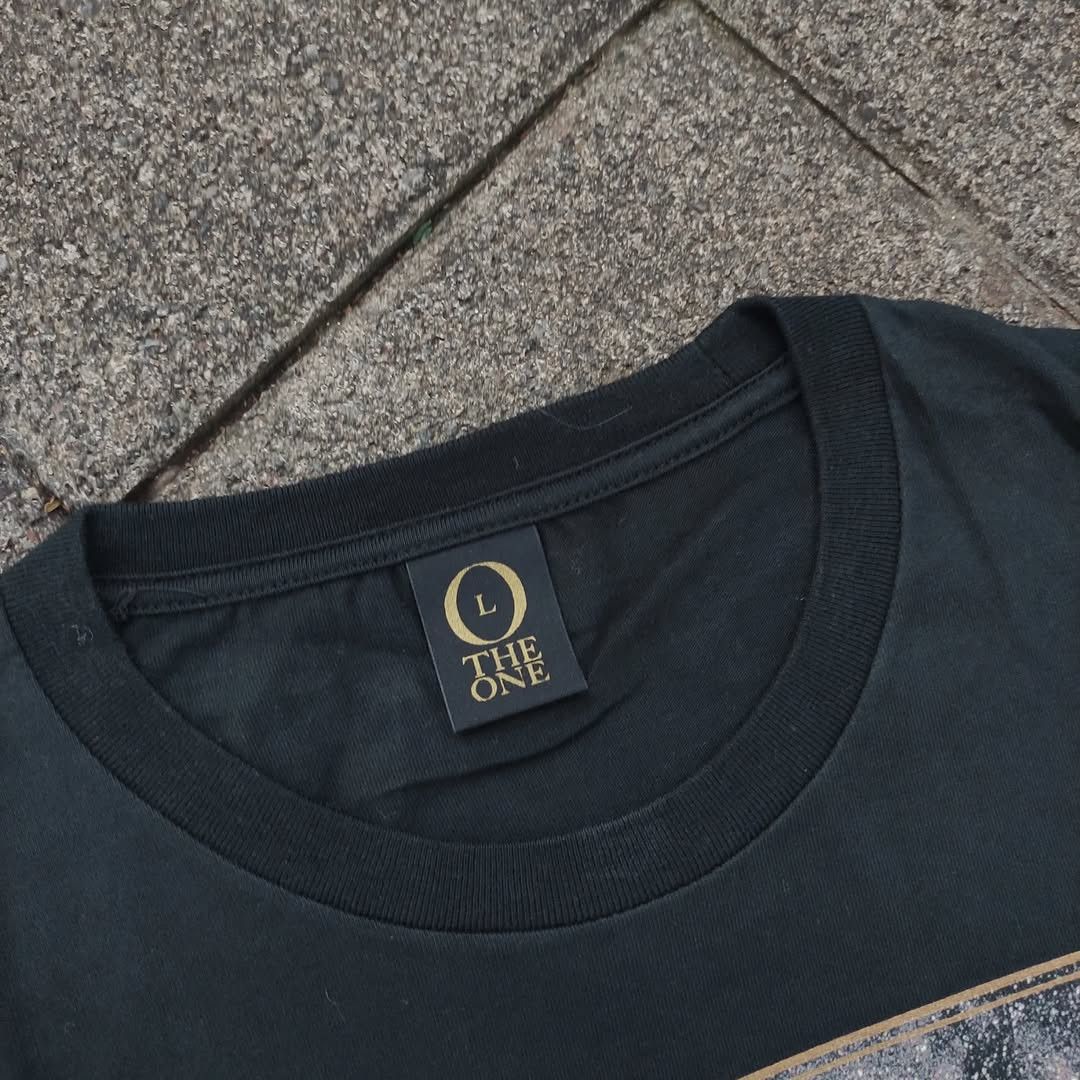 Band Tees BABYMETAL The One 2023 Gold Version Tee Size US L / EU 52-54 / 3 - 2 Thumbnail