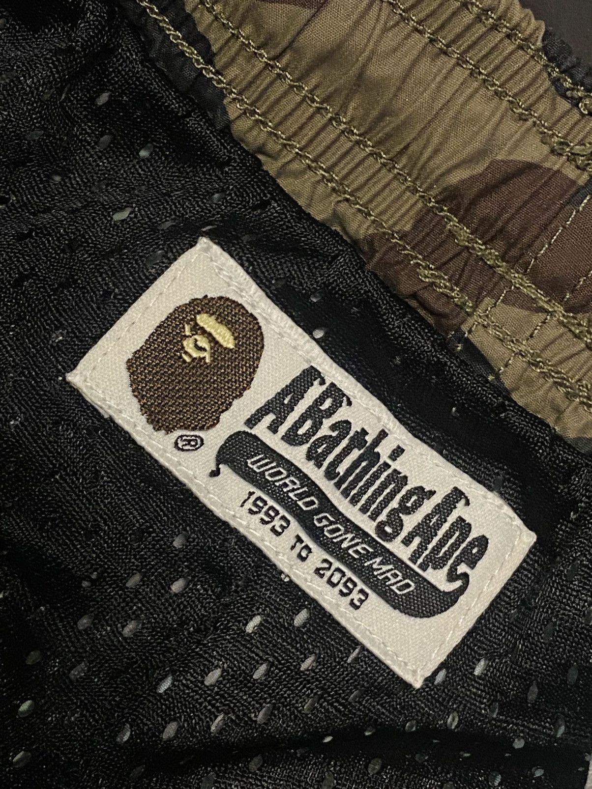 Bape 1st Camo Beach Shorts Size US 32 / EU 48 - 5 Thumbnail