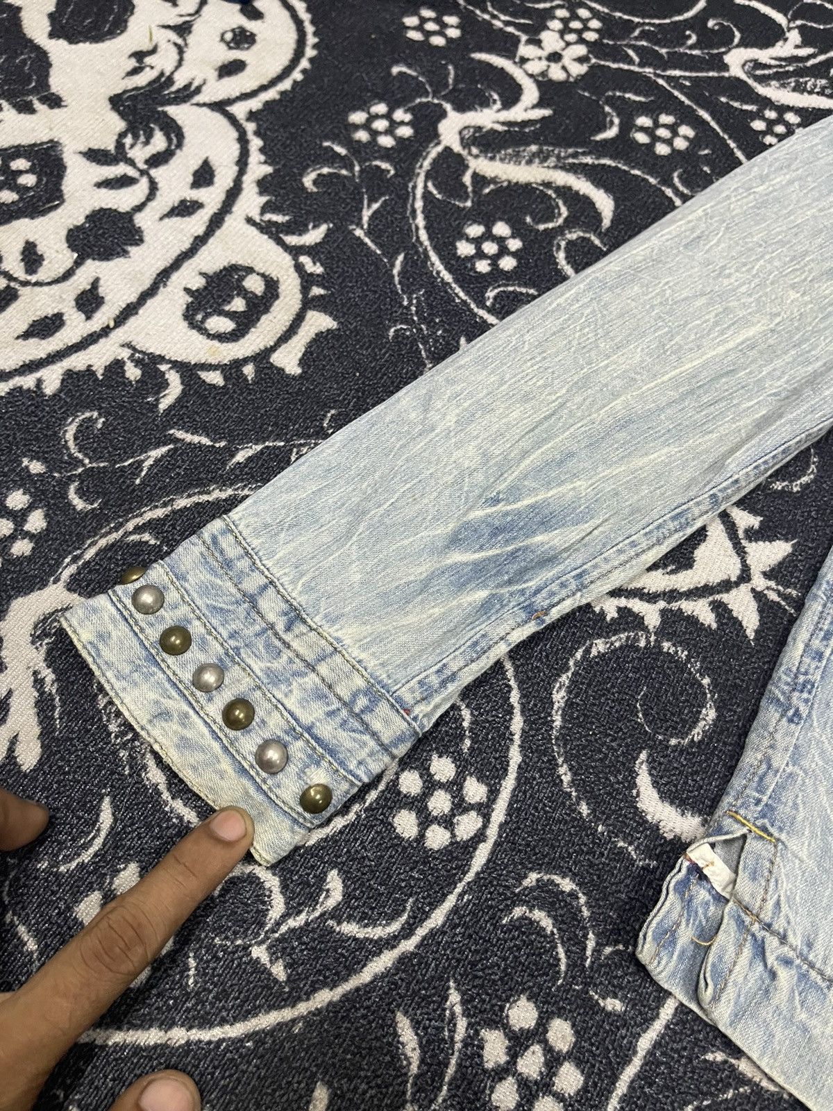 Japanese Brand 2000s KMRII INSPIRED STUDDED DENIM BUTTON UP DISTRESSED Size US S / EU 44-46 / 1 - 25 Thumbnail