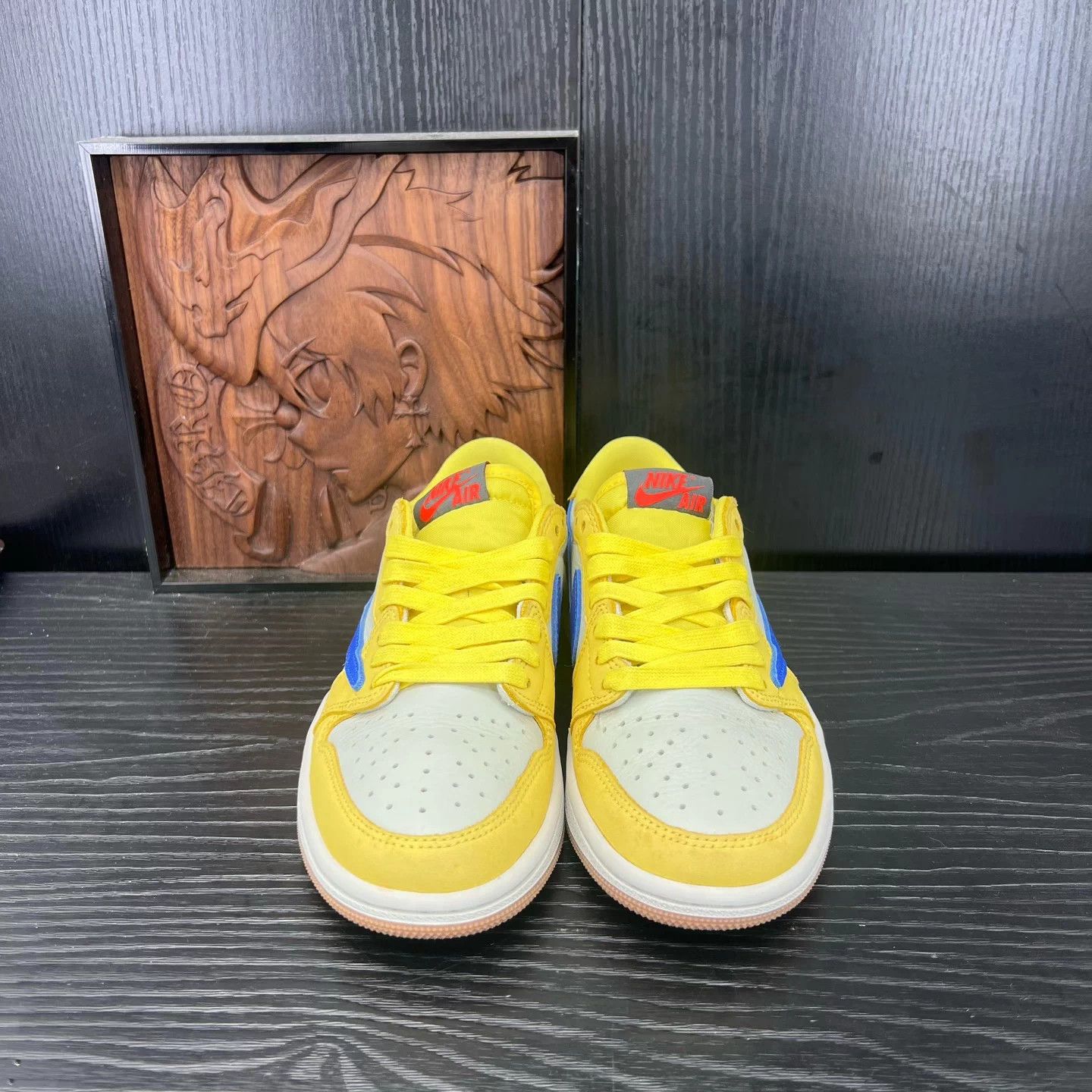 Nike AJ1 Low TS Yellow Barb Women's 36 With Box & Extras Size US 5.5 / IT 35.5 - 4 Thumbnail
