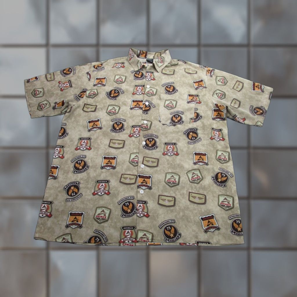Avirex Avirex Shirt Mens XL Beige Short Sleeve Button Up Baggy Print y2k Polyester Size US XL / EU 56 / 4 - 1 Thumbnail