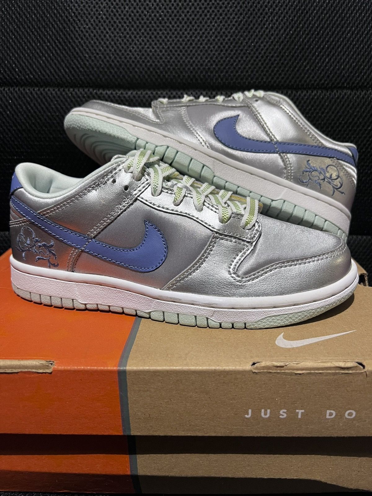 Nike Dunk silver flora 2006 Size US 5.5 / IT 35.5 - 1 Thumbnail
