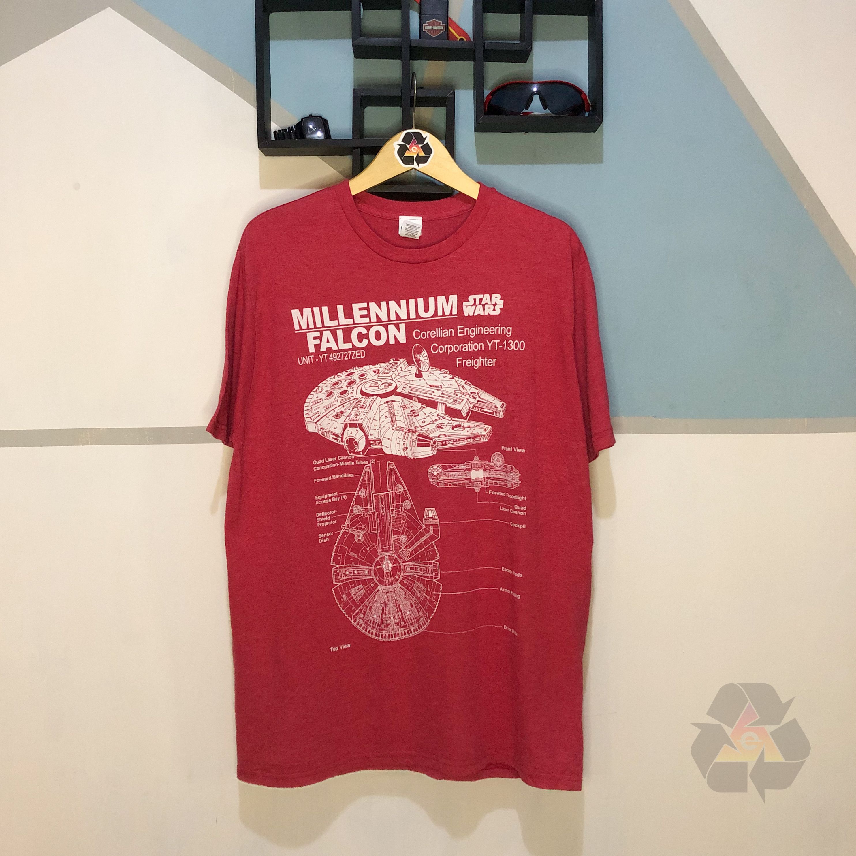 Star Wars Vintage Star Wars Millenium Falcon Top View T-Shirt Y2K Size US XL / EU 56 / 4 - 2 Thumbnail