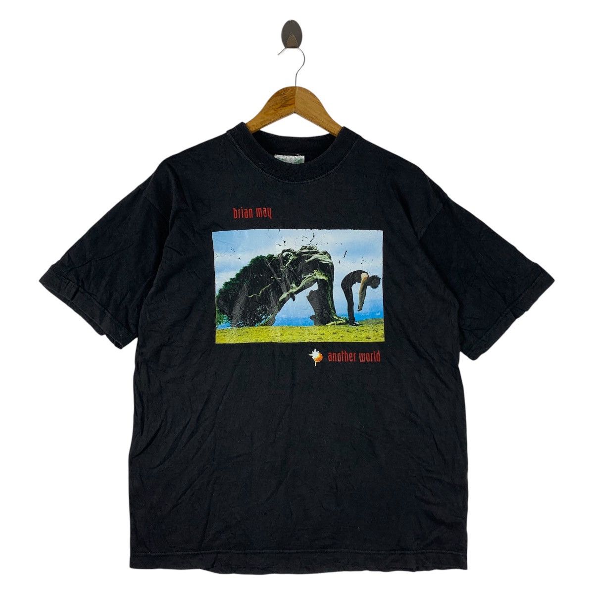 Band Tees Vintage BRIAN MAY tour 1998 queen another world band tee Size US S / EU 44-46 / 1 - 1 Thumbnail