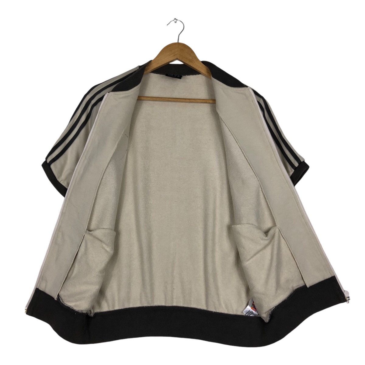 Adidas Adidas Vintage Sweater Jacket Short Sleeve Rare Size US XS / EU 42 / 0 - 11 Thumbnail