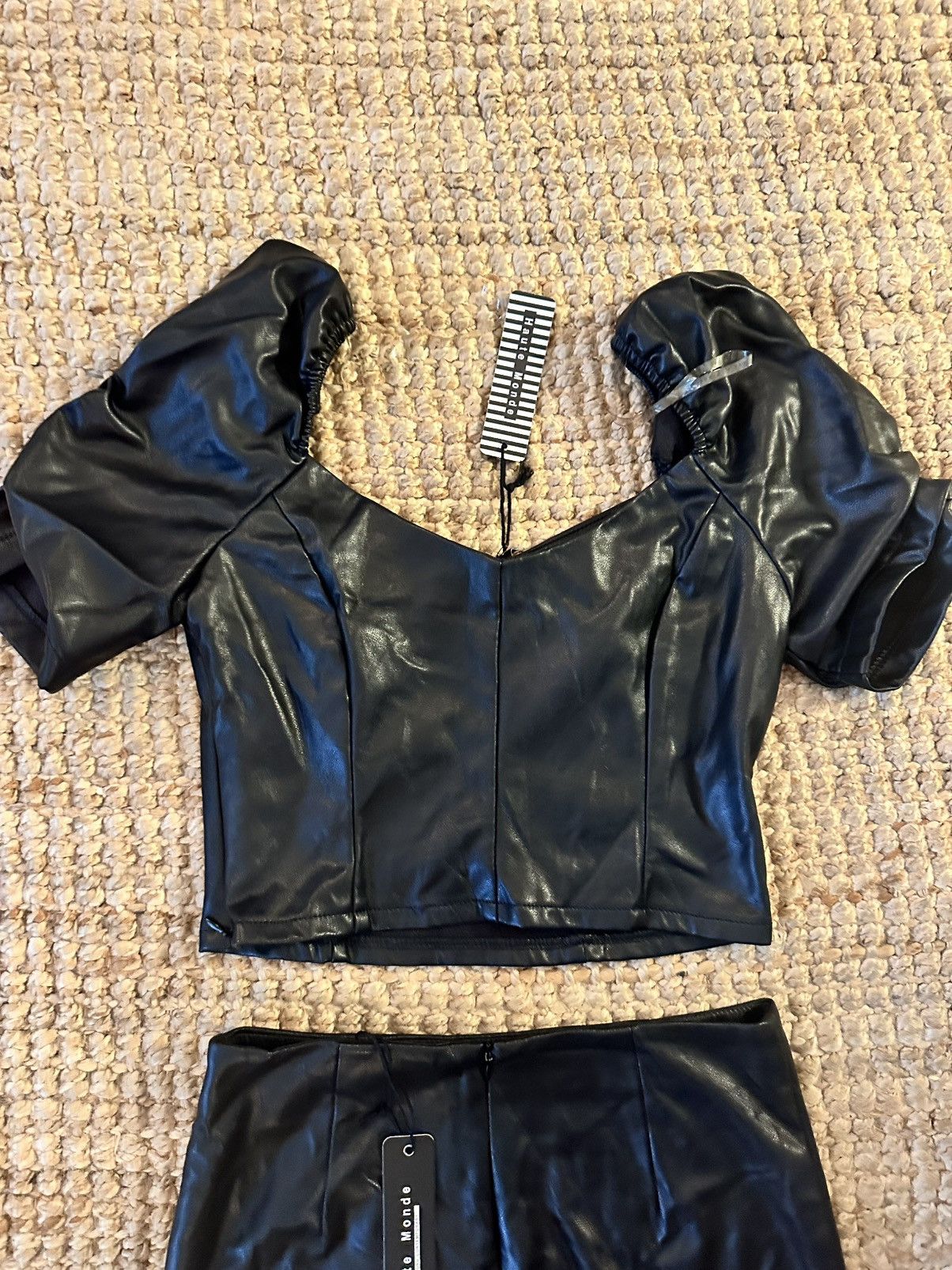 Other HAUTE MONDE BLACK FAUX LEATHER PUFF SLEEVE TOP & MINI SKIRT Size 27" / US 4 / IT 40 - 5 Thumbnail