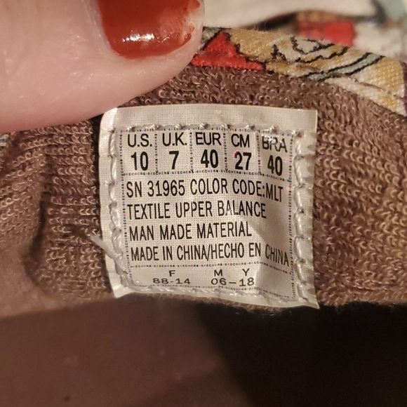 Designer Bobs from Skechers Memory Foam Beach Bingo Dog House Party S Size US 10 / IT 40 - 8 Thumbnail