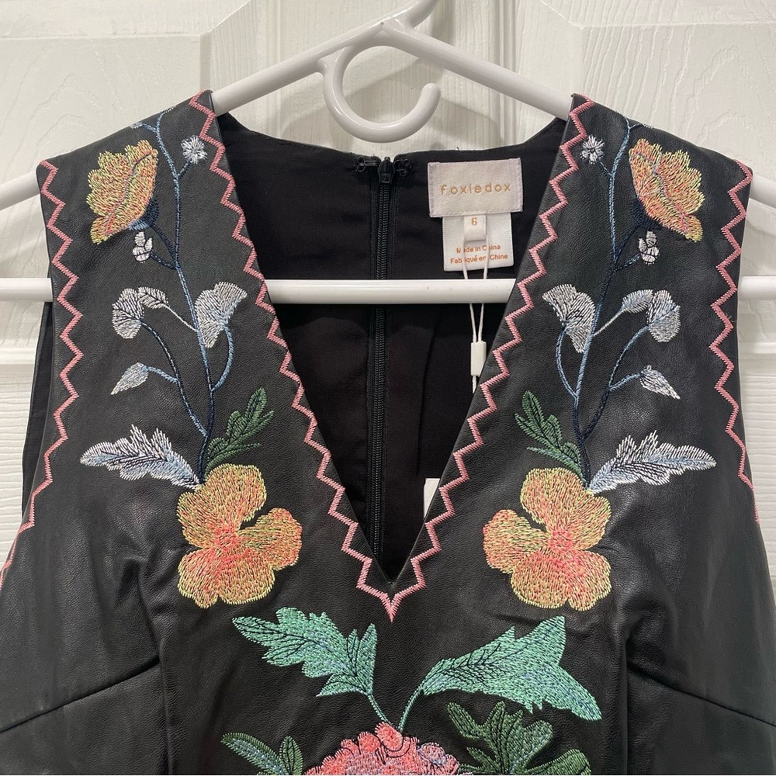 Anthropologie Anthropologie Foxiedox Vegan Leather Embroidered Dress 6 Size M / US 6-8 / IT 42-44 - 3 Thumbnail