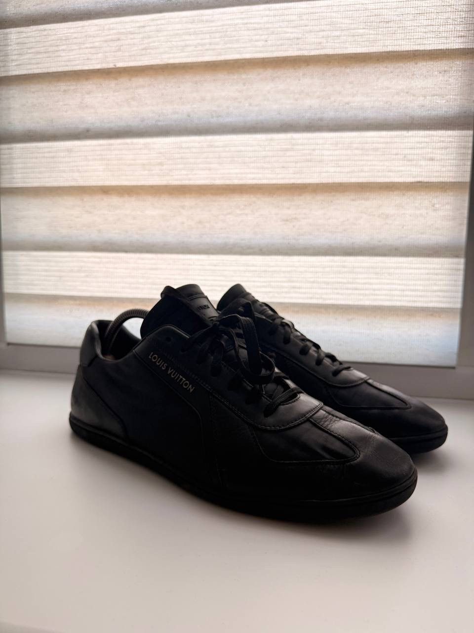 Louis Vuitton Louis Vuitton trainers sneaker leather neylon size 8 Size US 8 / EU 41 - 2 Thumbnail