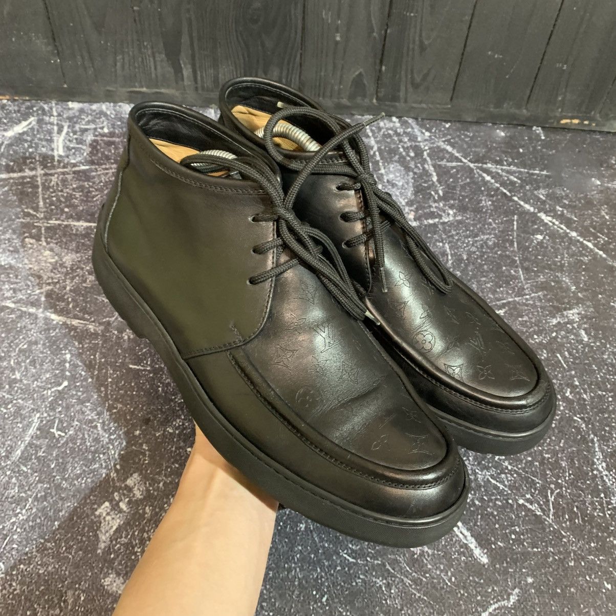 Louis Vuitton Louis Vuitton Black leather chukka boots Size 8.5 Size US 8.5 / EU 41-42 - 2 Thumbnail