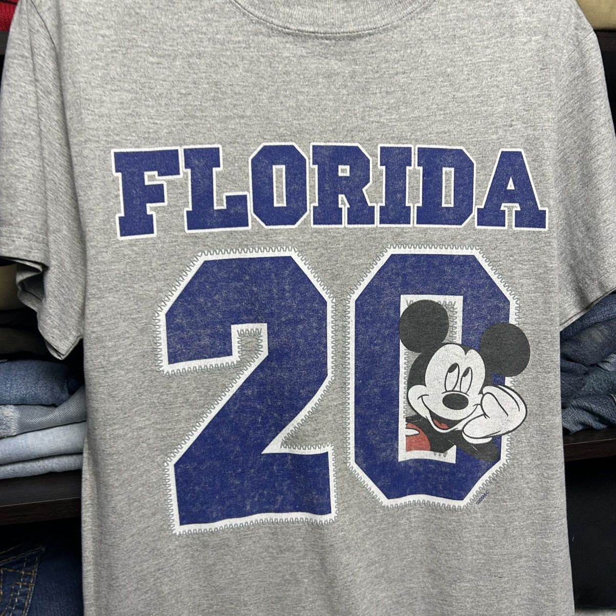 Disney Vintage Disney Mickey Mouse Cartoon 1990’s tee size S Size US S / EU 44-46 / 1 - 2 Thumbnail