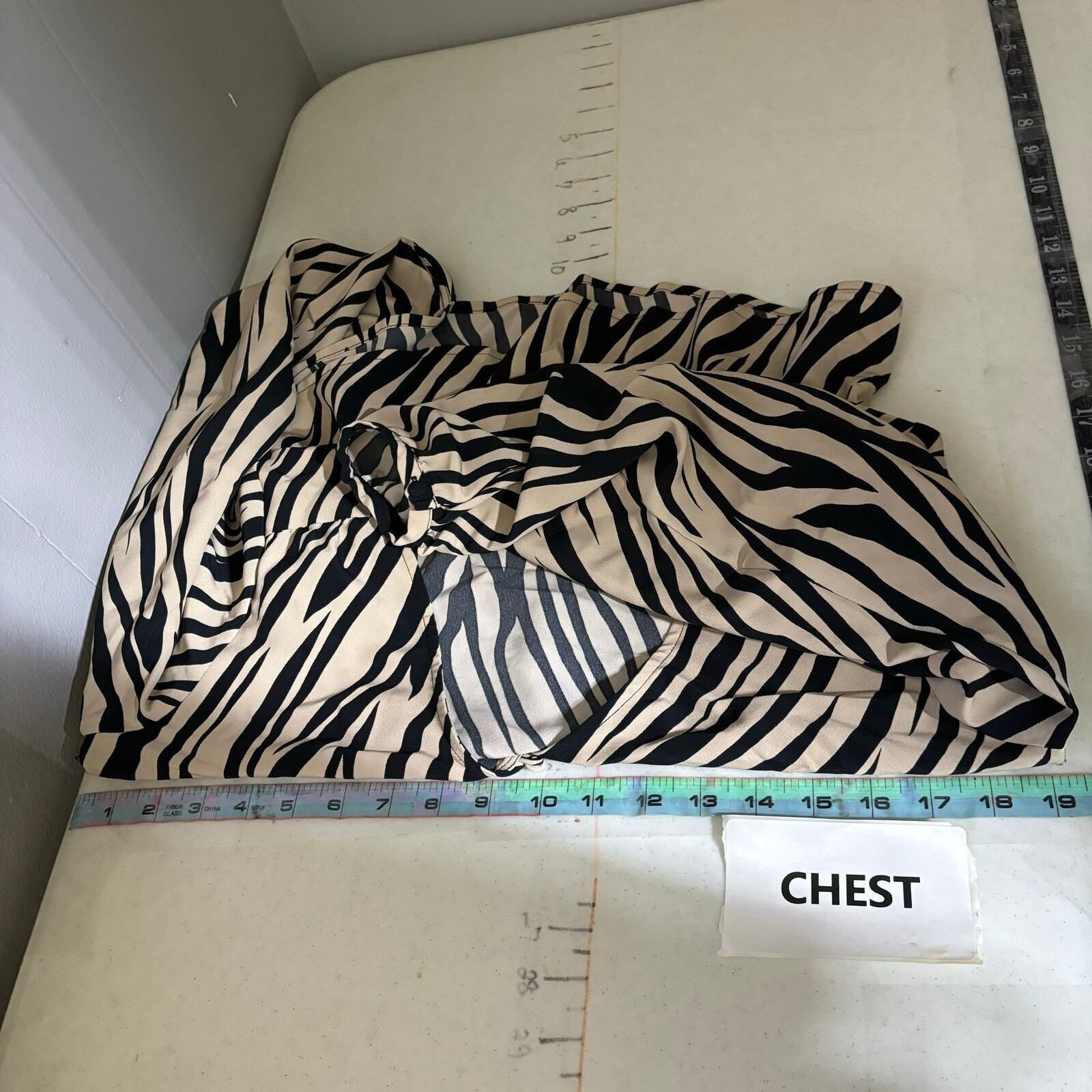 Other Sanctuary Zebra Print Peplum Top Women's XS V Neck Blouse Y2 Size XS / US 0-2 / IT 36-38 - 5 Thumbnail